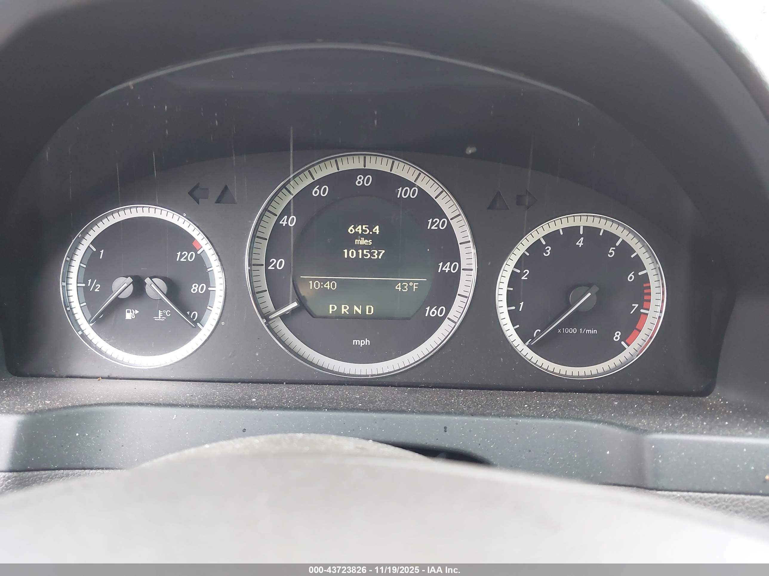 MERCEDES-BENZ C image 7