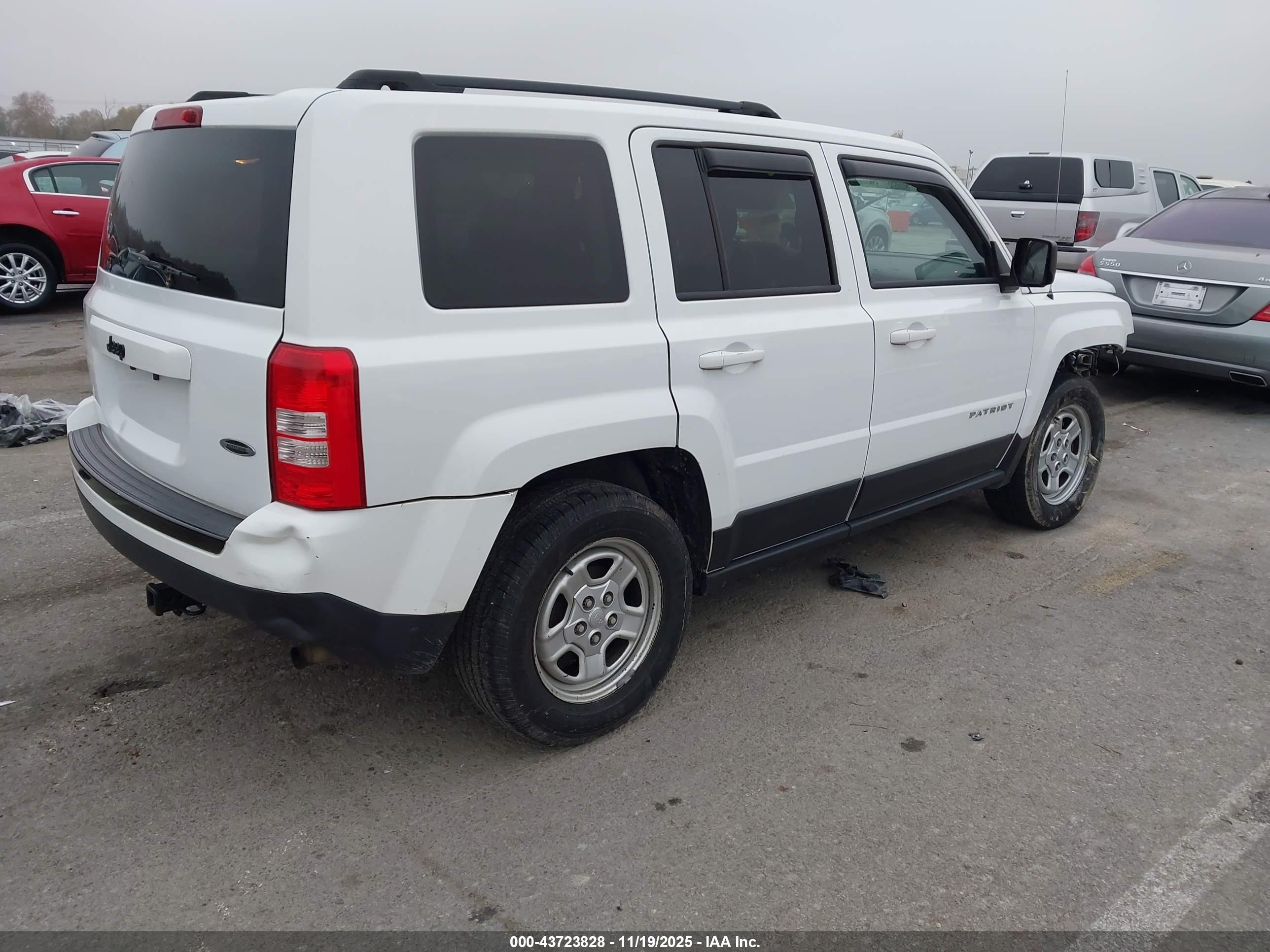 JEEP PATRIOT image 4