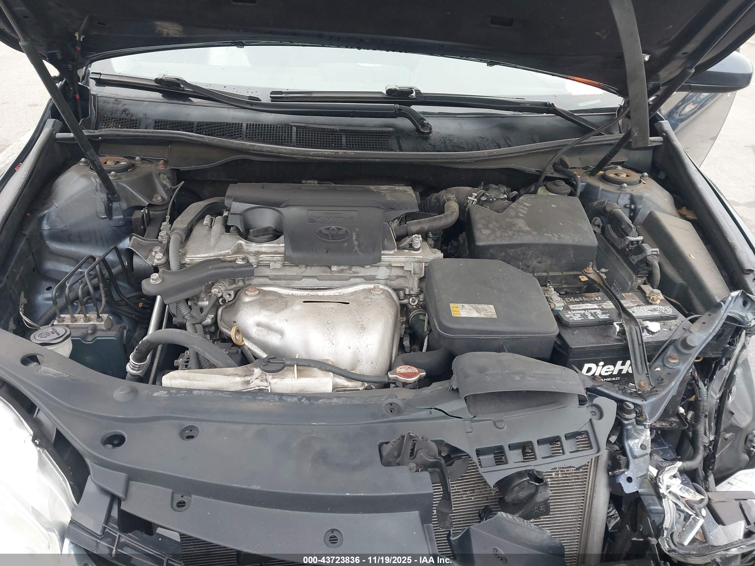 TOYOTA CAMRY image 10