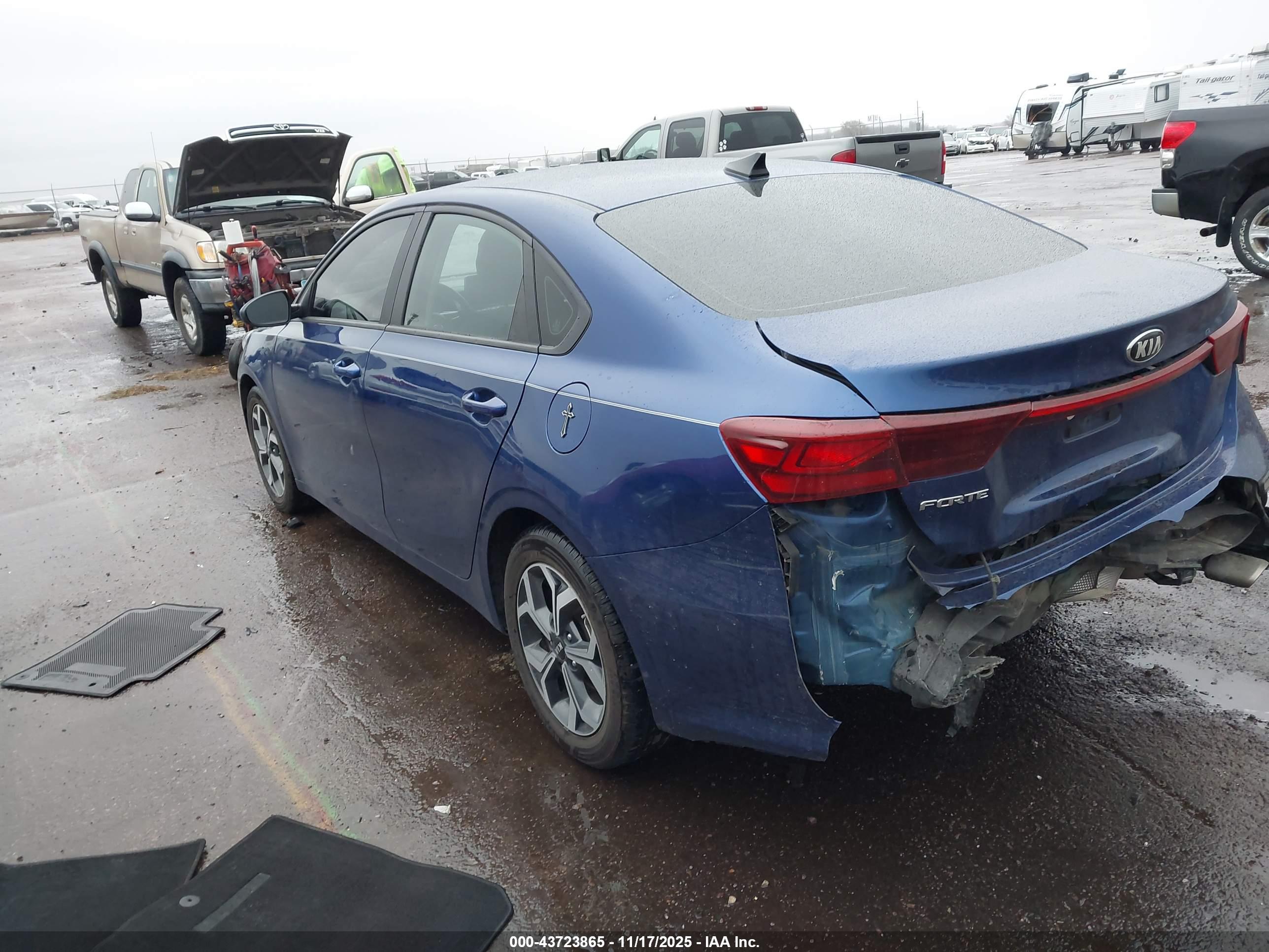 KIA FORTE image 3