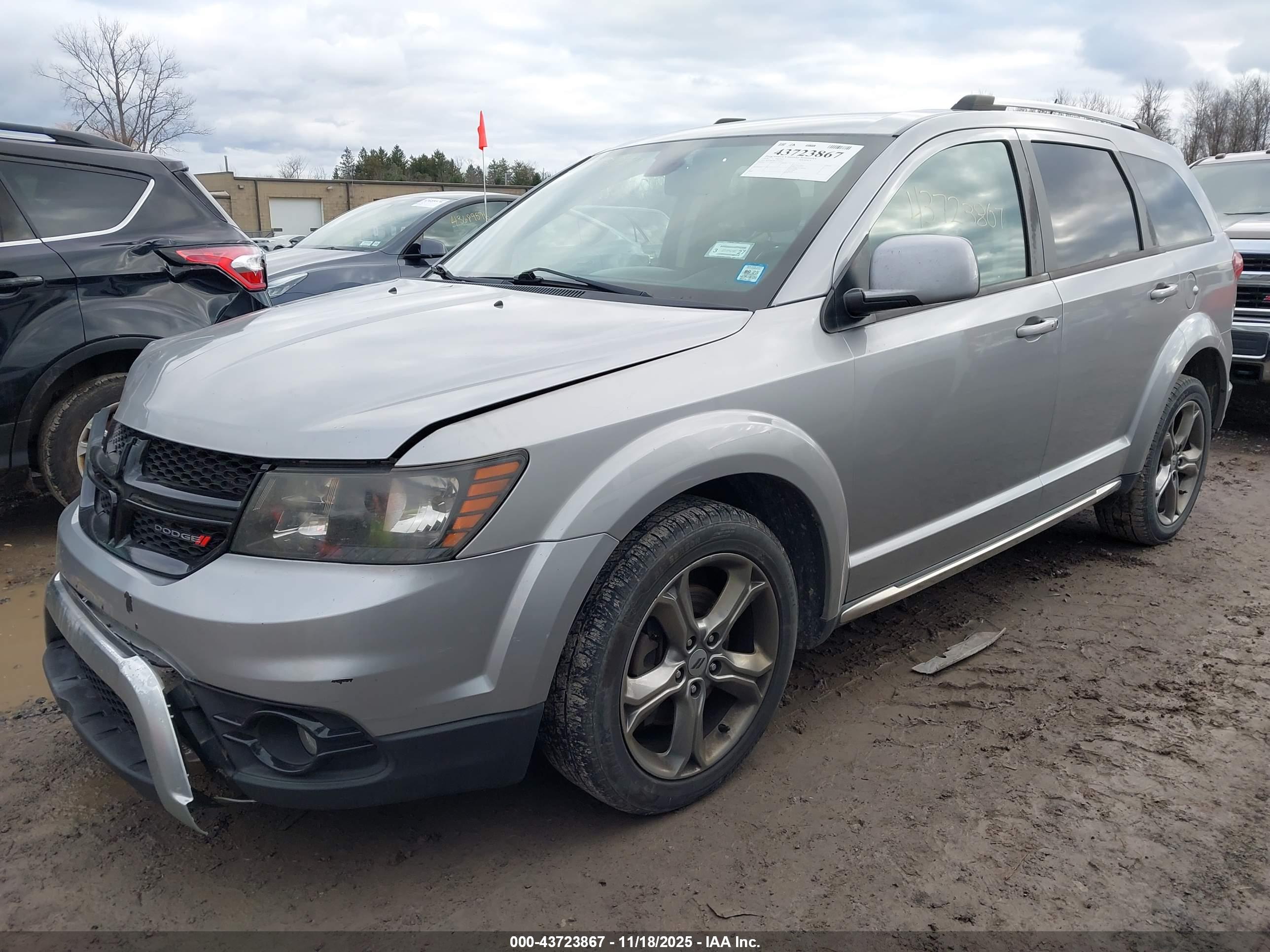 DODGE JOURNEY image 2