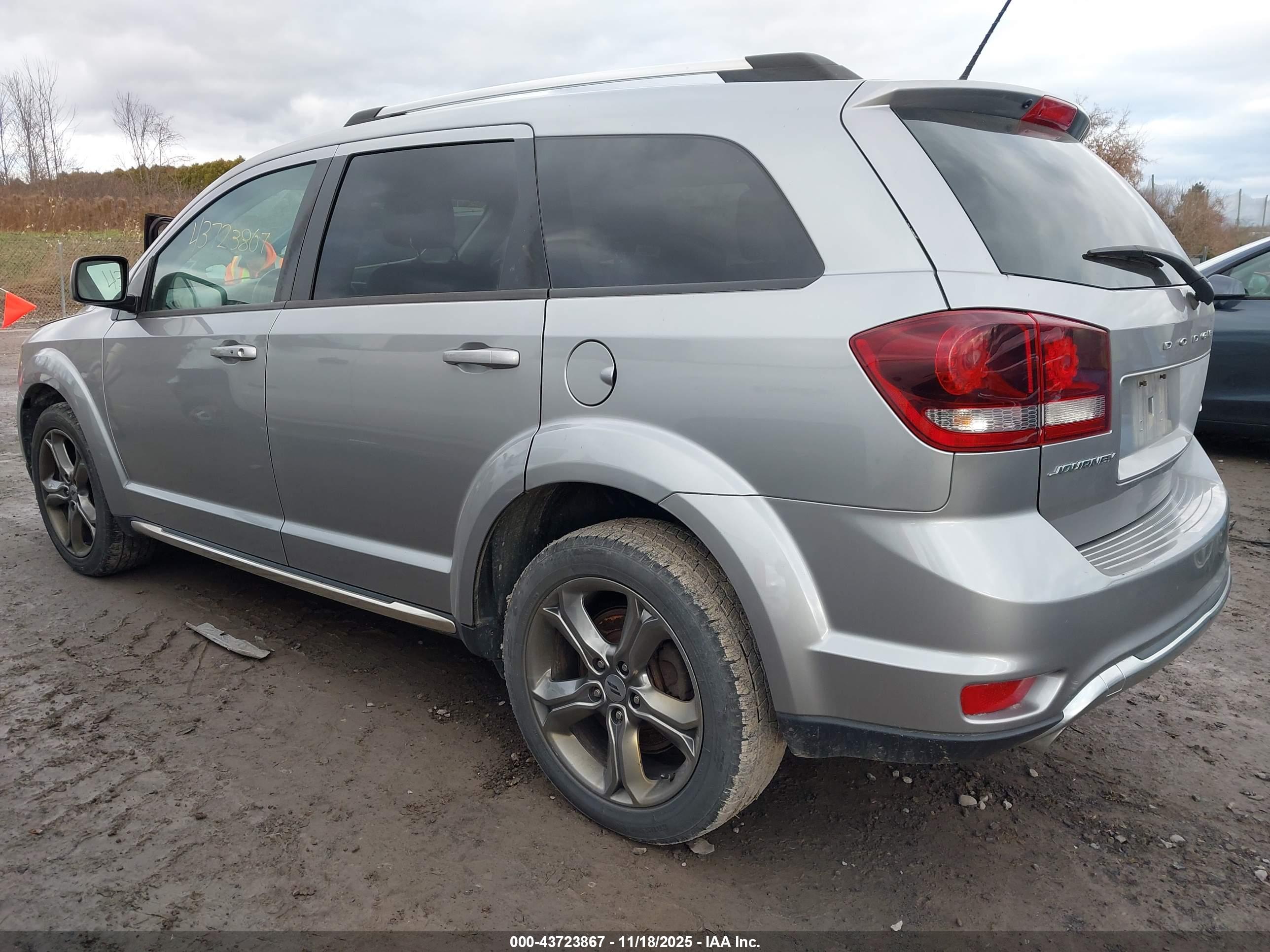 DODGE JOURNEY image 3