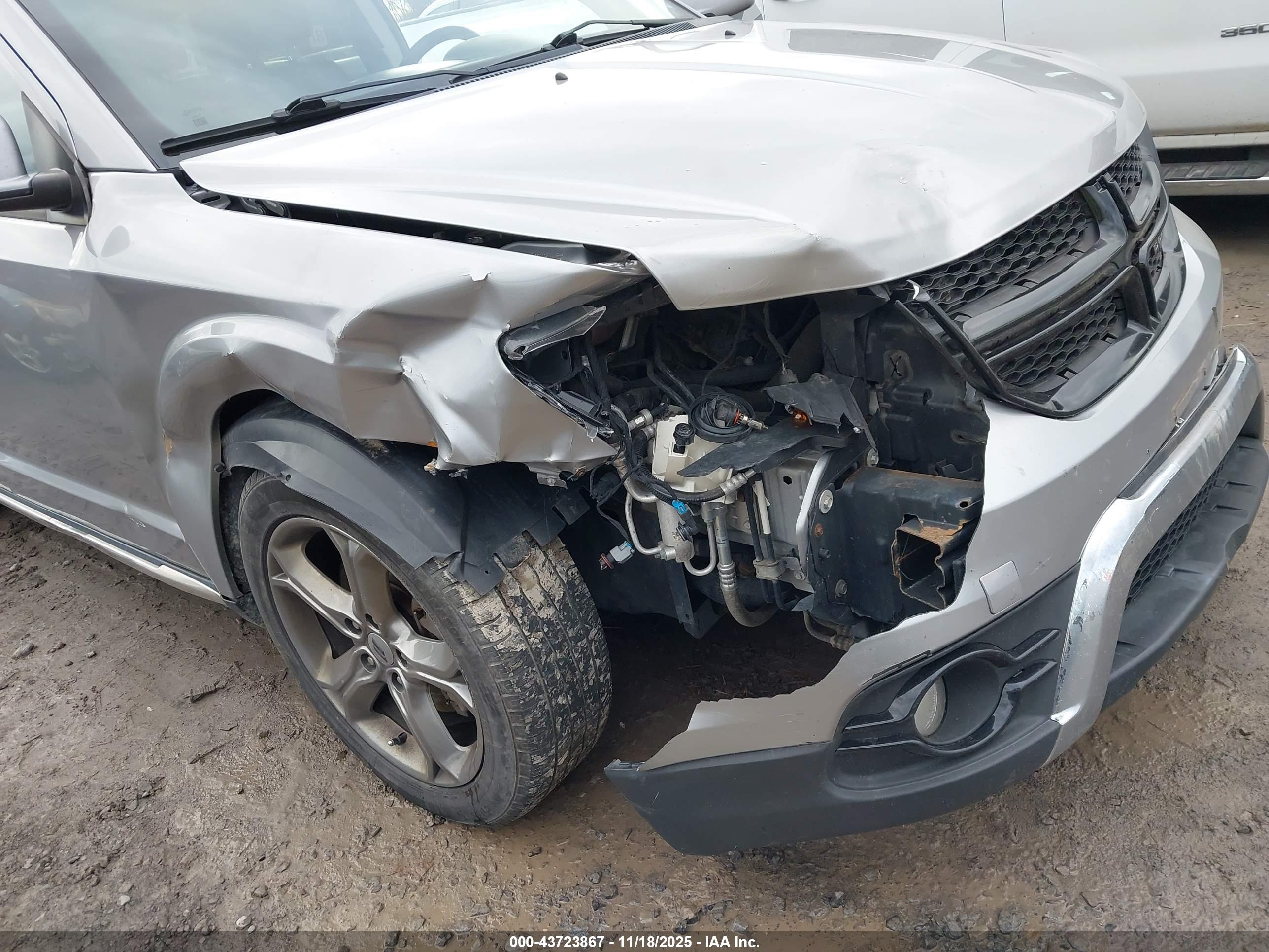 DODGE JOURNEY image 6