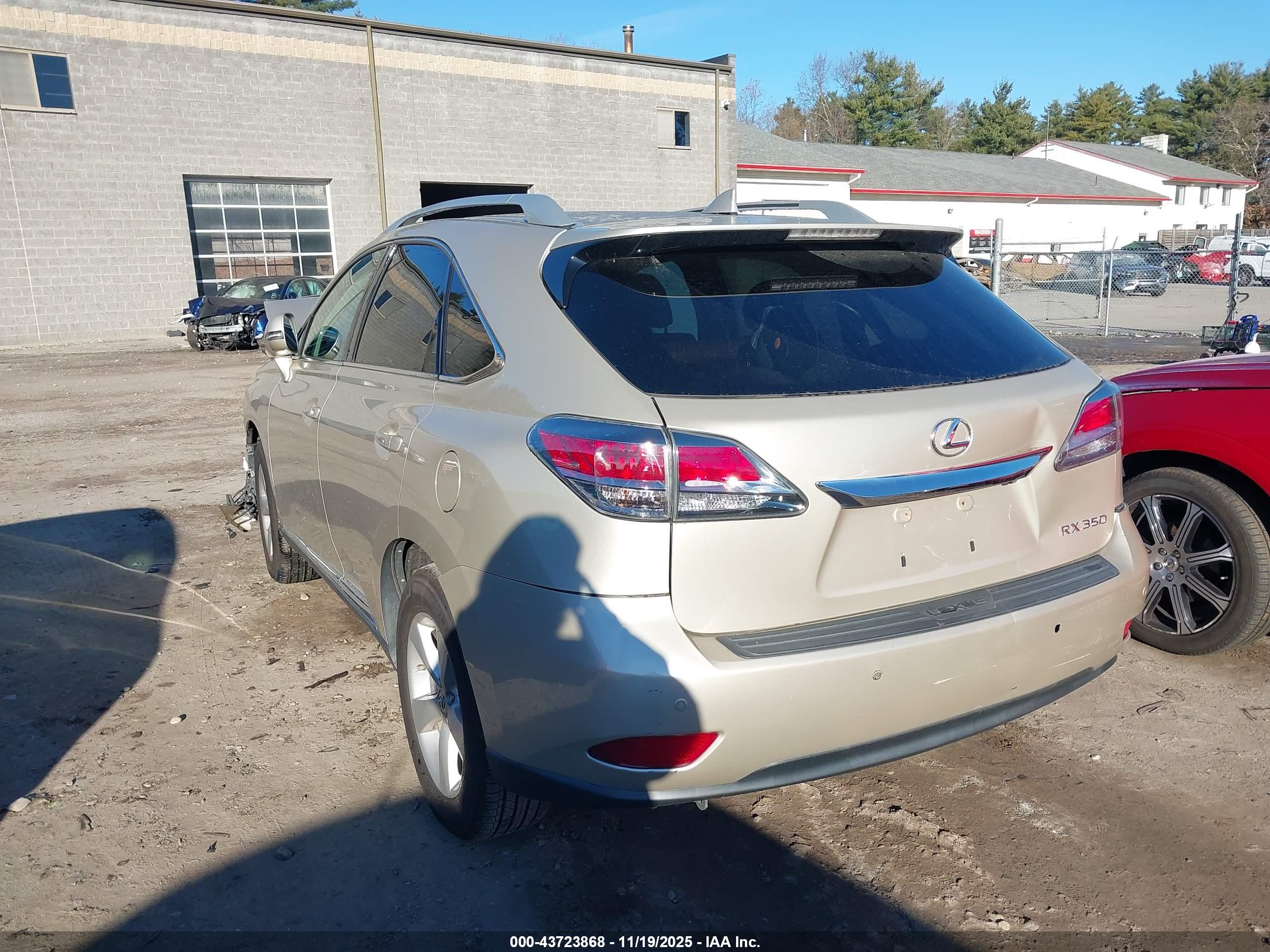 LEXUS RX image 3
