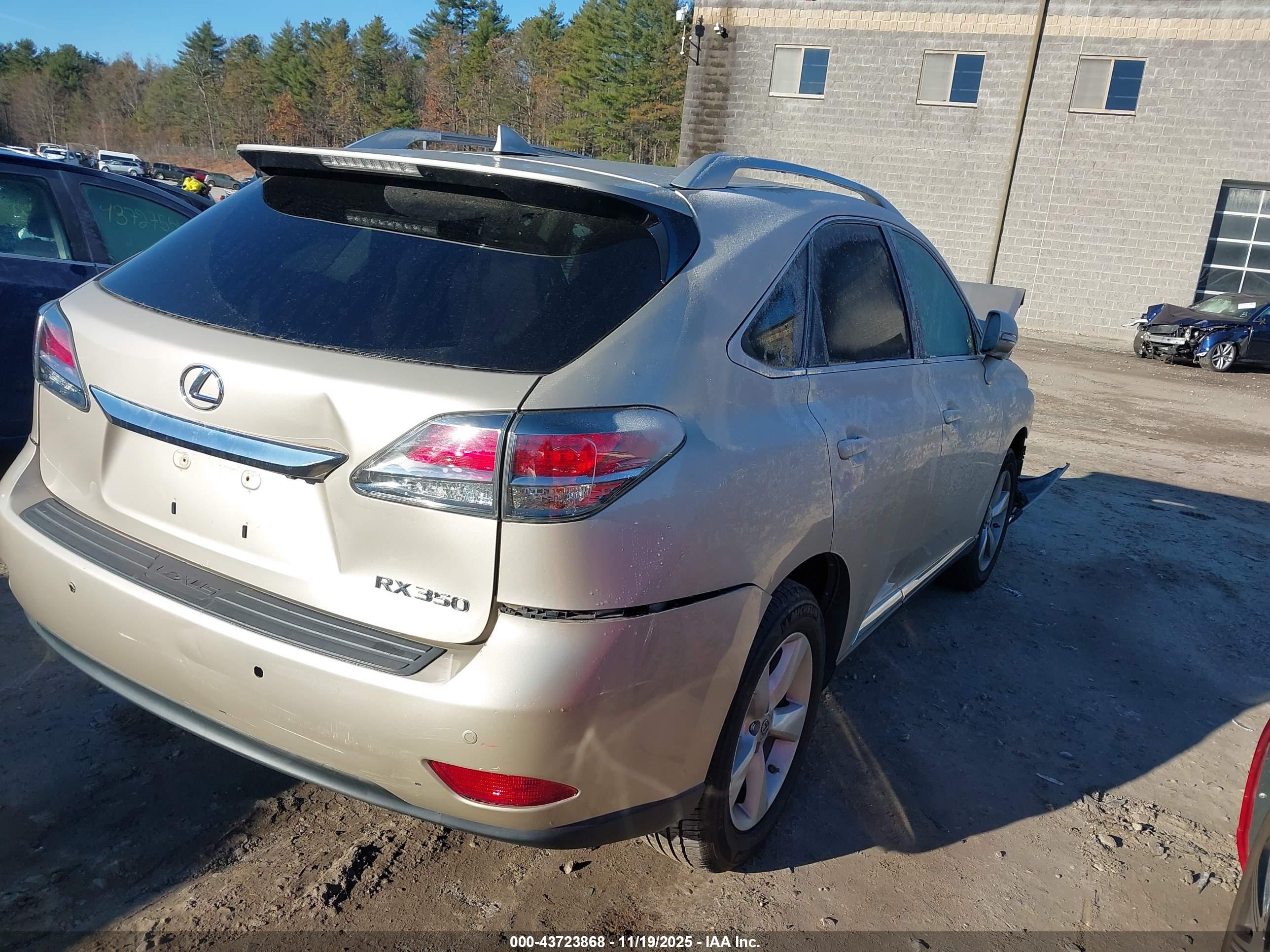 LEXUS RX image 4