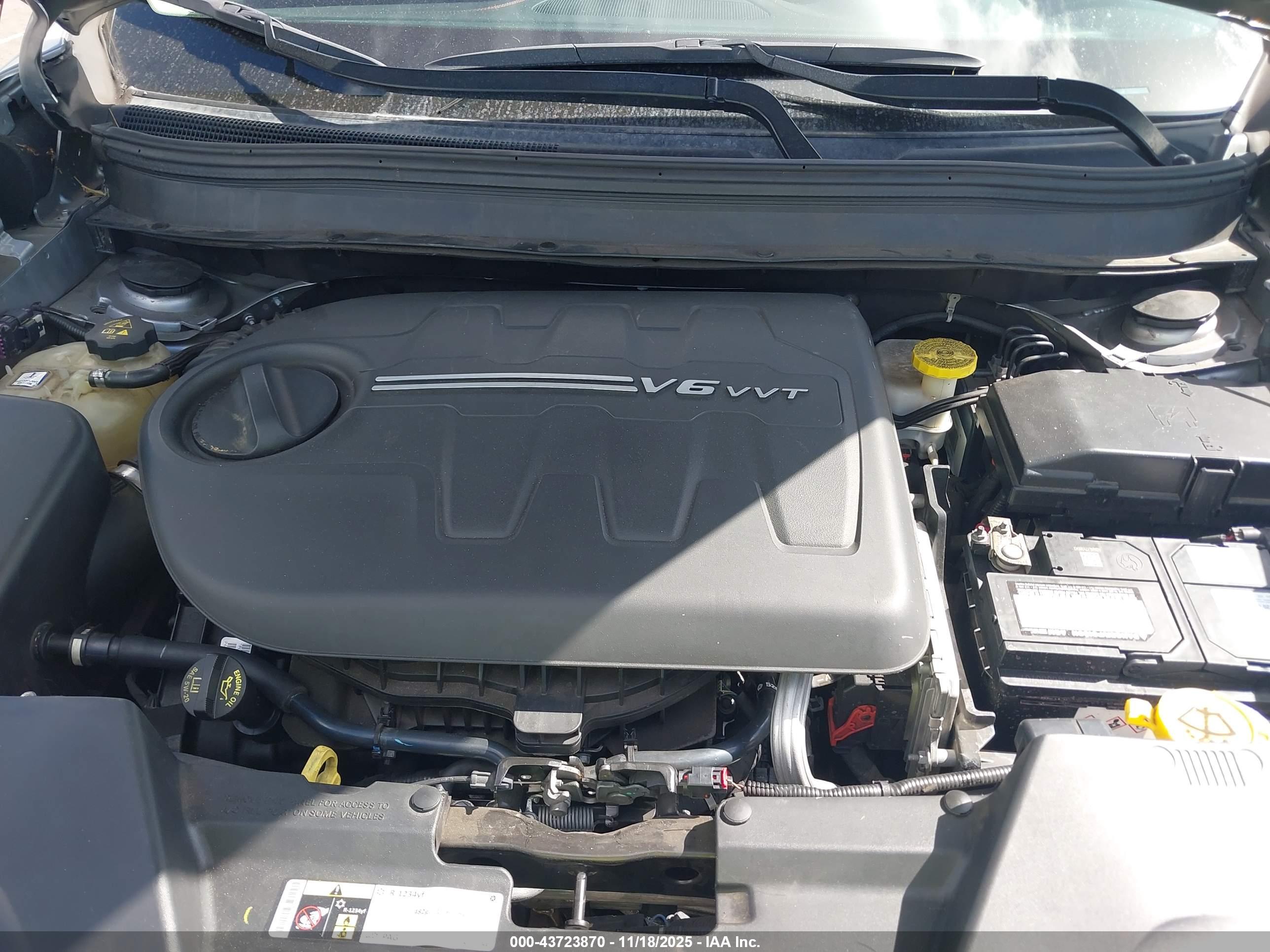 JEEP CHEROKEE image 10