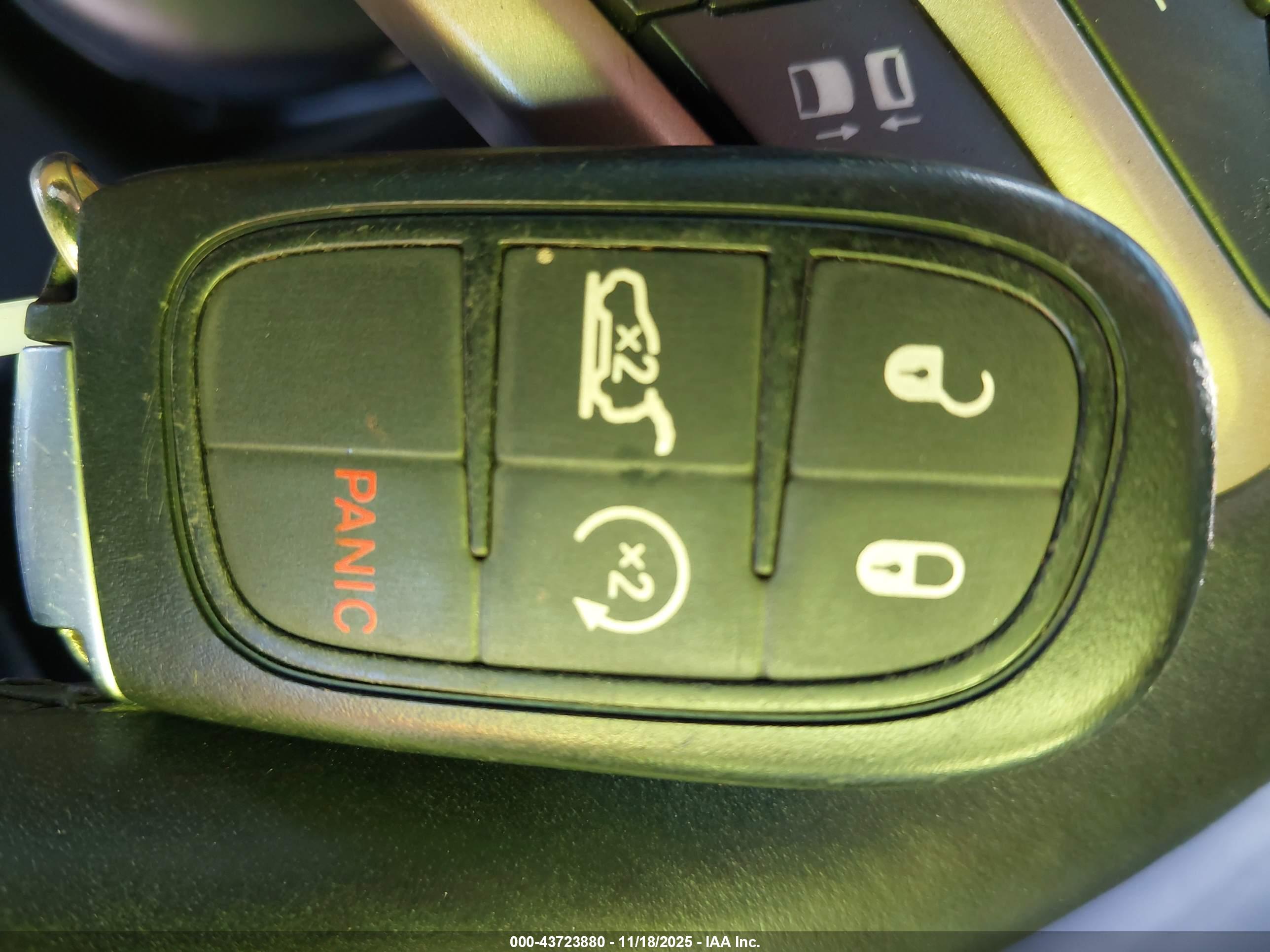 JEEP CHEROKEE image 11