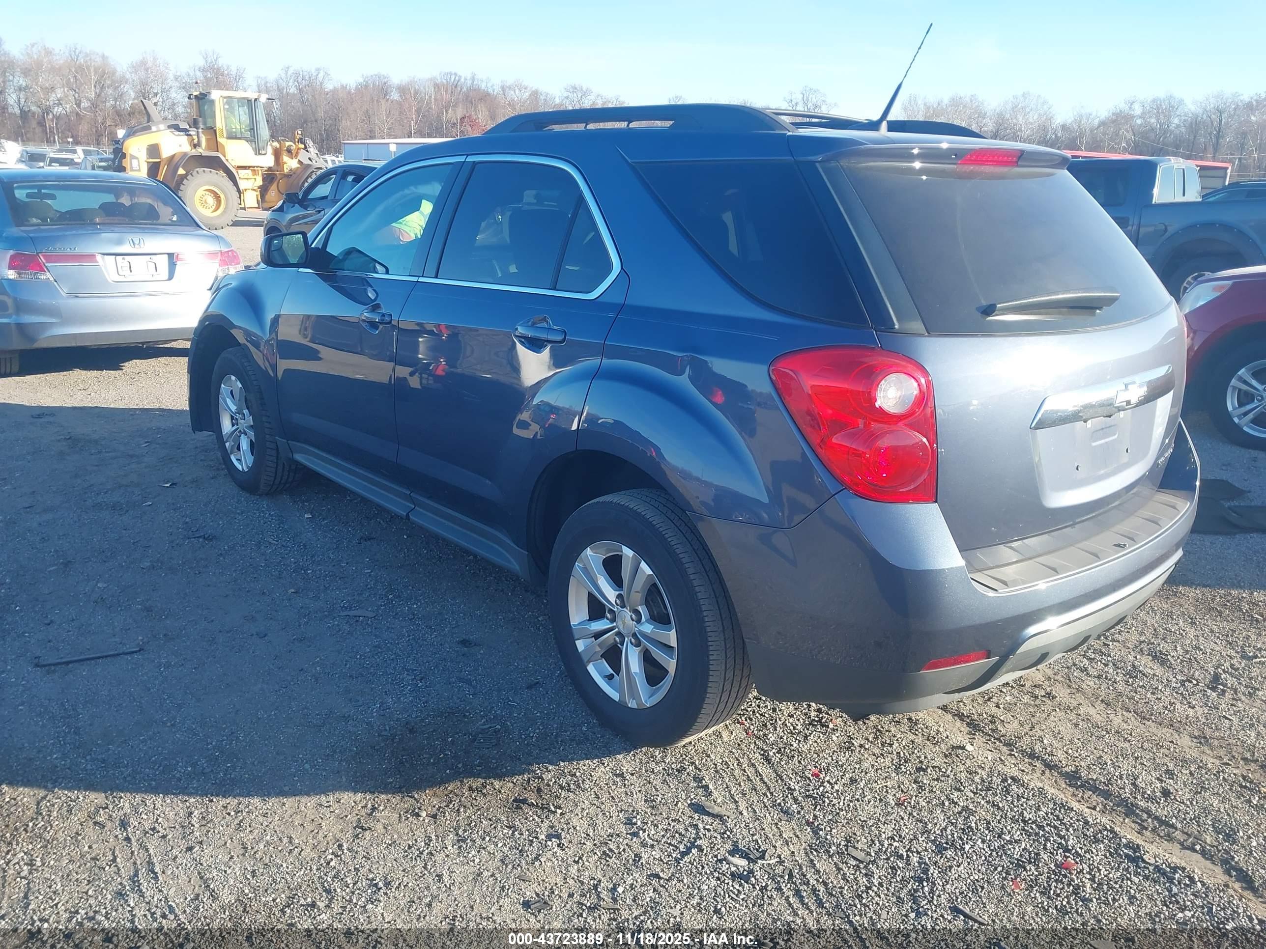 CHEVROLET EQUINOX image 3