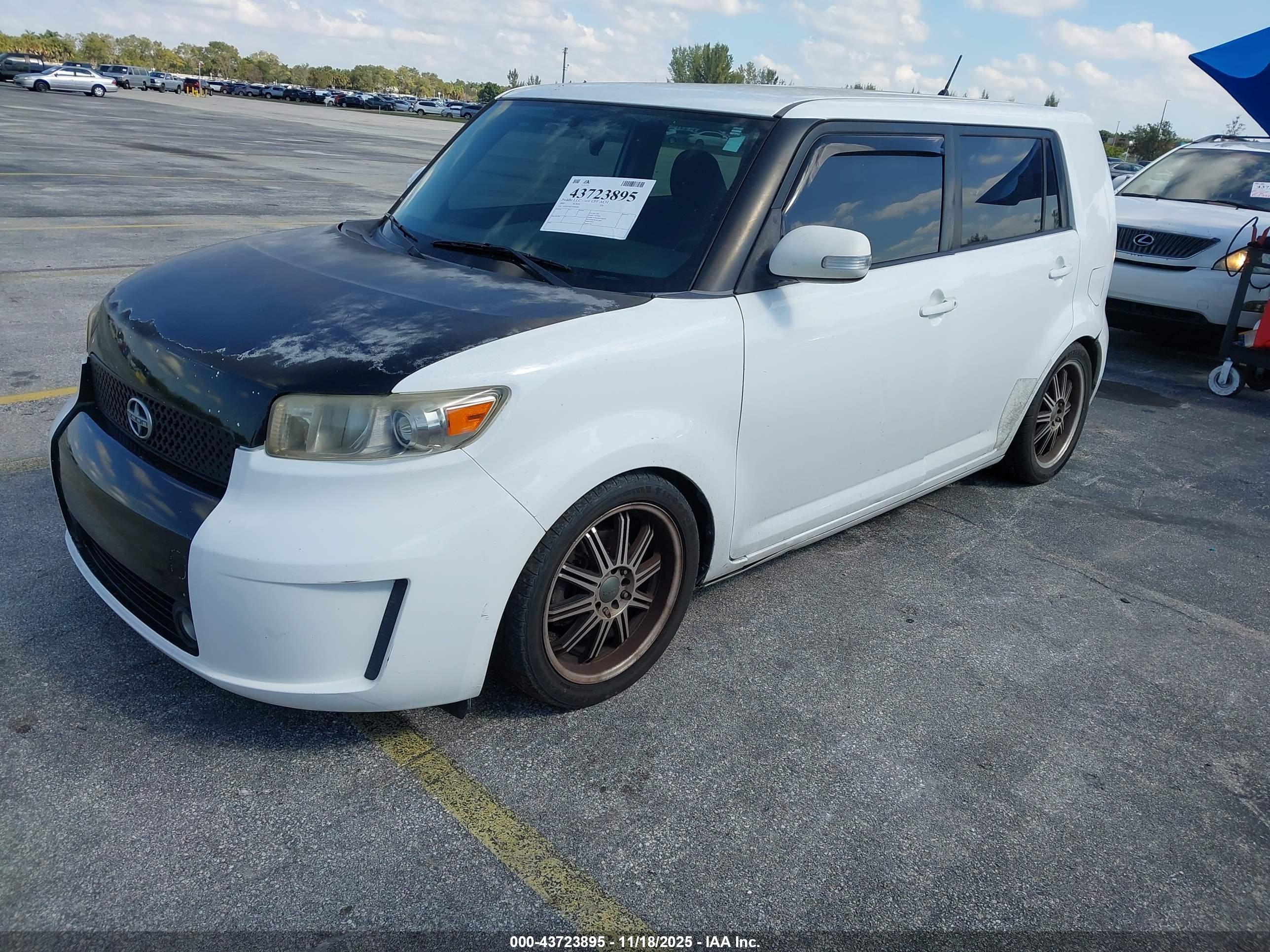 SCION XB image 2