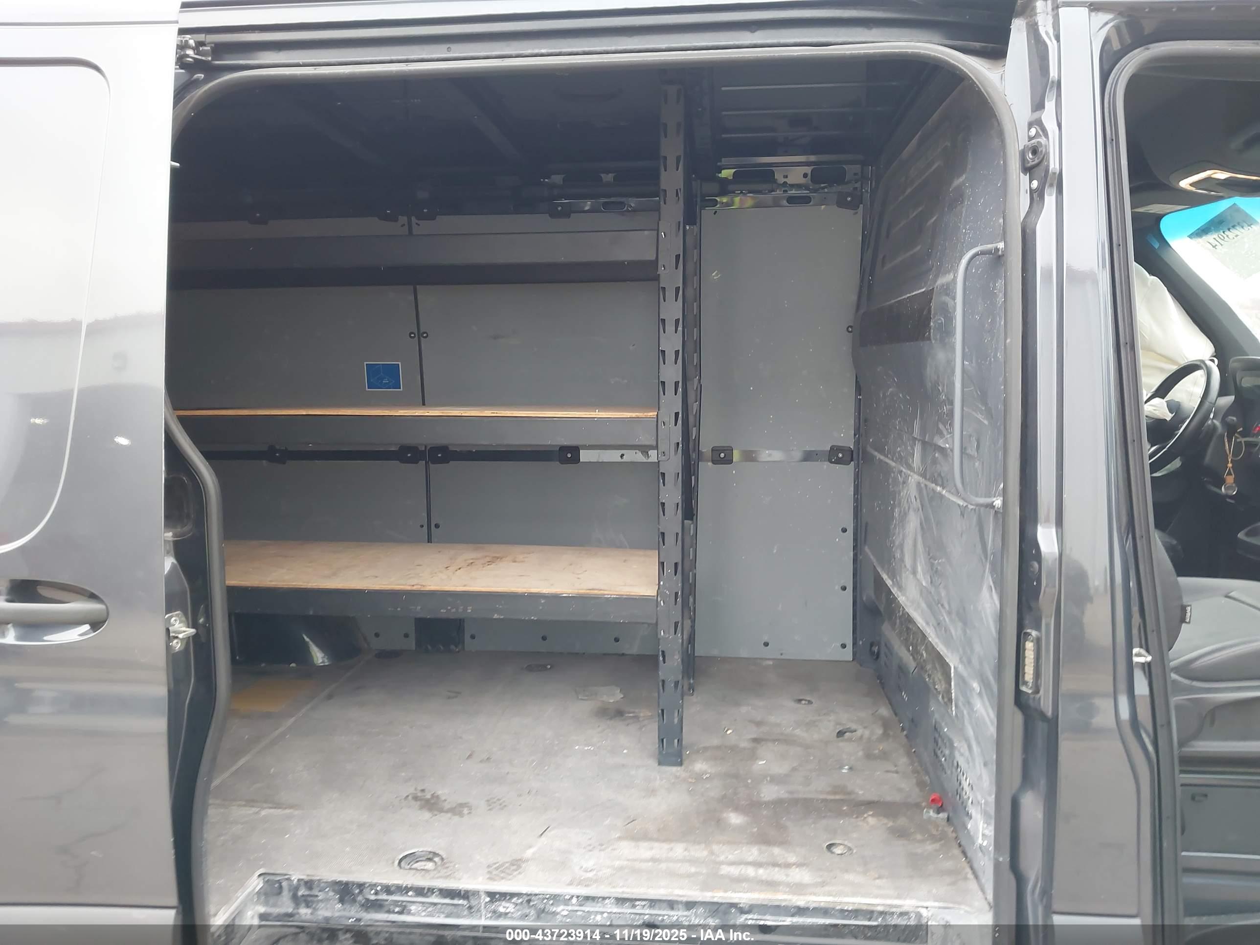 MERCEDES-BENZ SPRINTER image 8