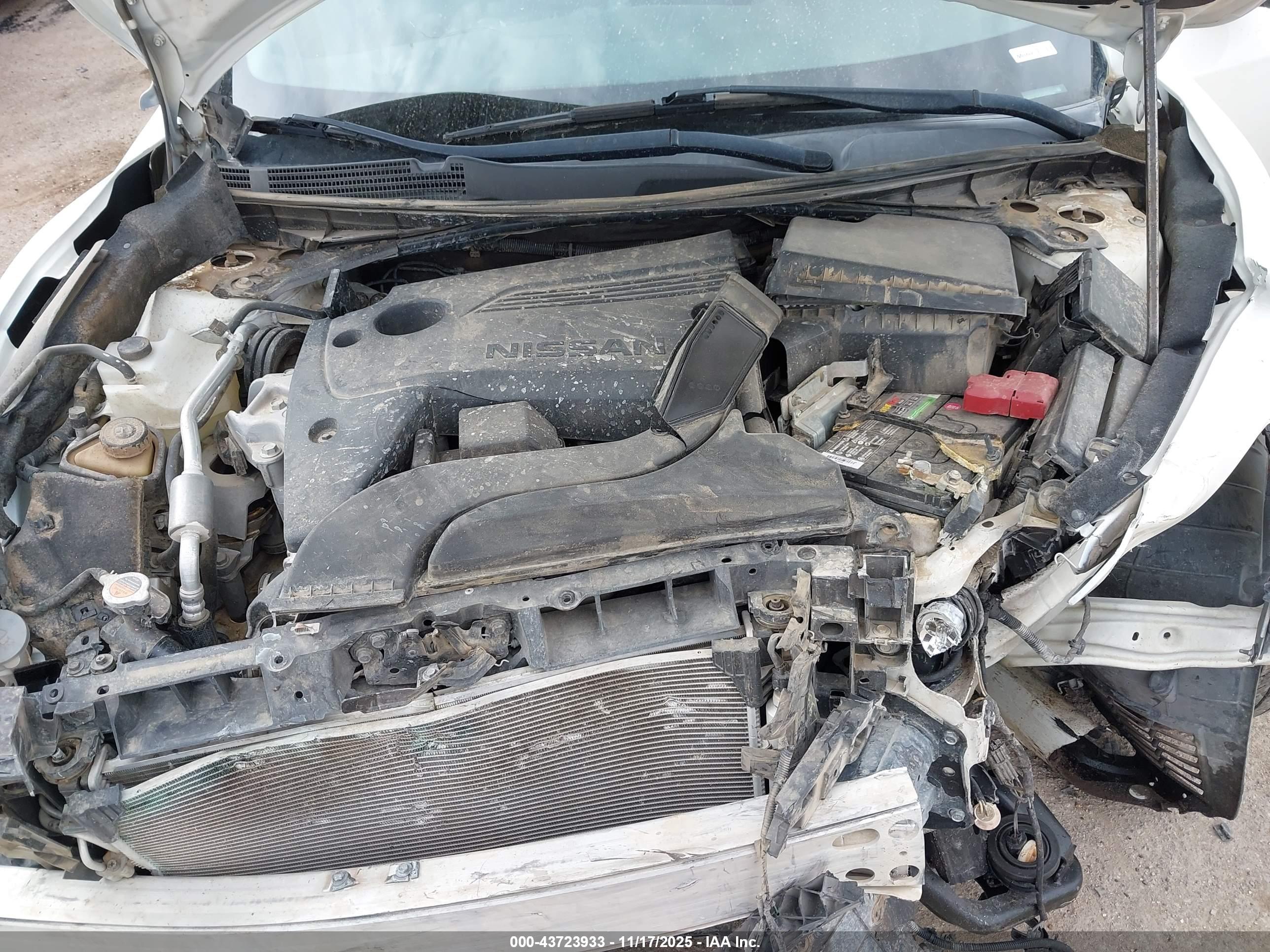 NISSAN ALTIMA image 10