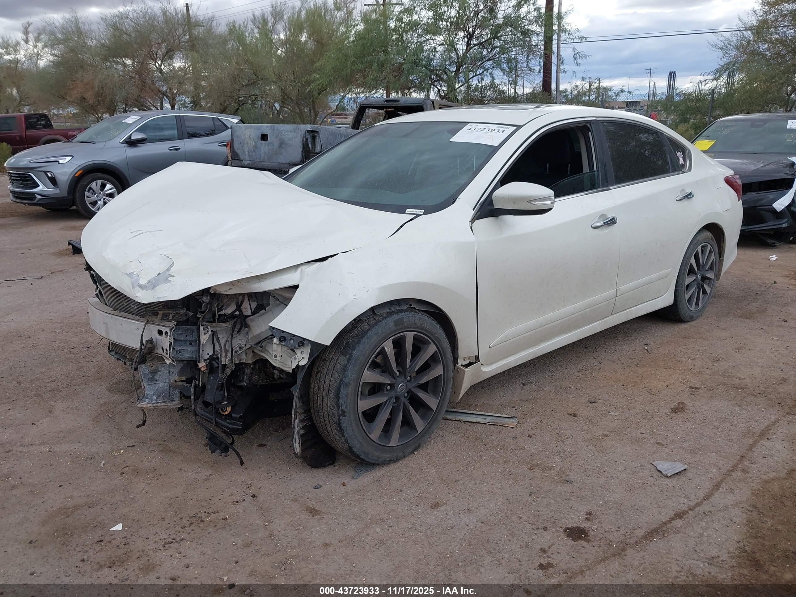 NISSAN ALTIMA image 6