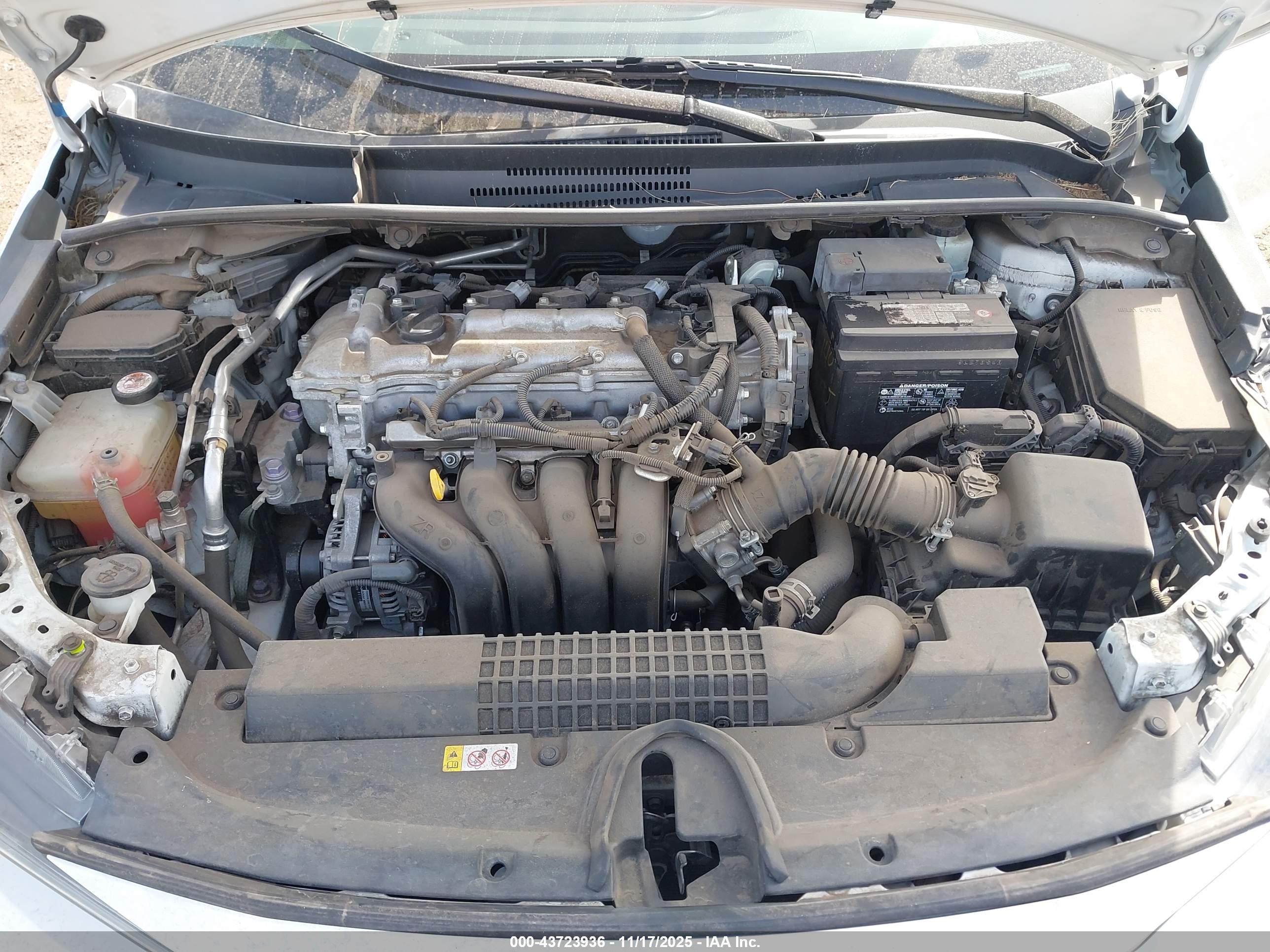 TOYOTA COROLLA image 10