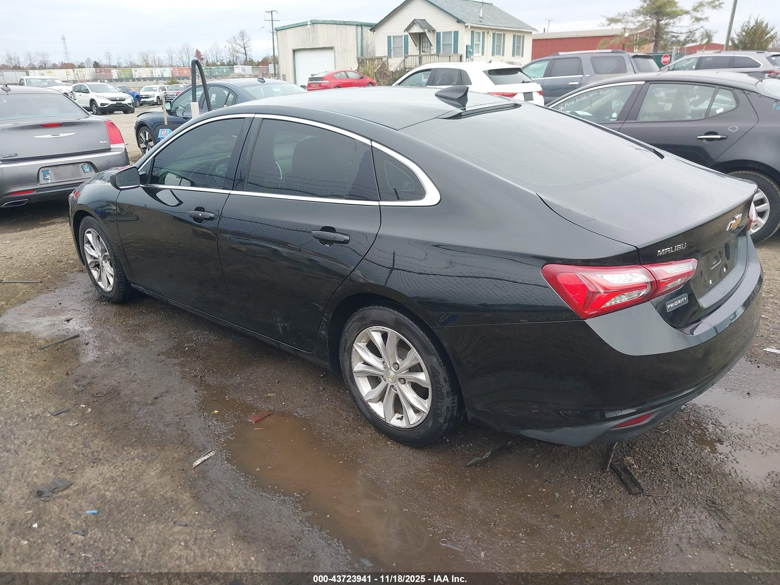 CHEVROLET MALIBU image 3