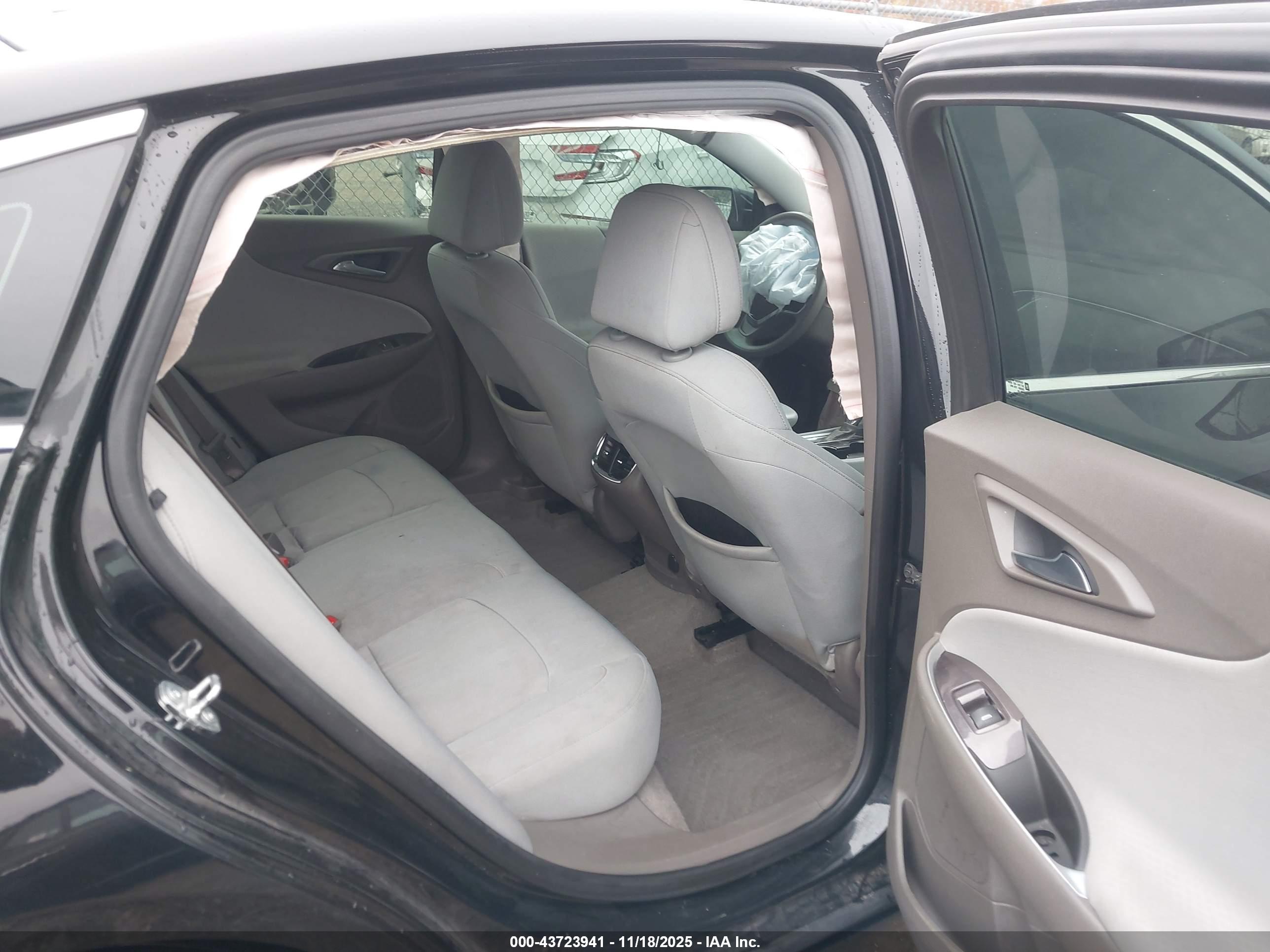 CHEVROLET MALIBU image 8