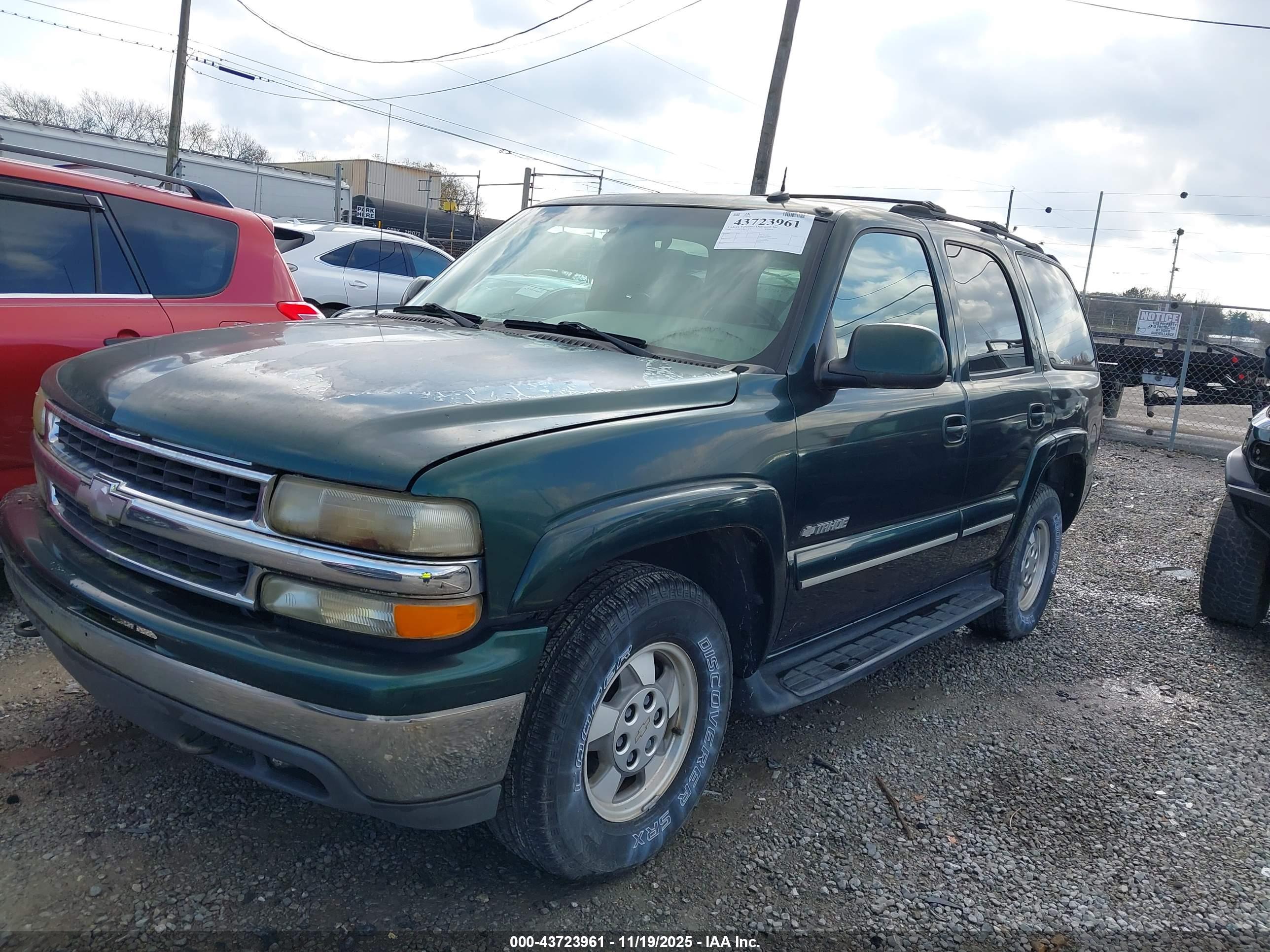 CHEVROLET TAHOE image 2