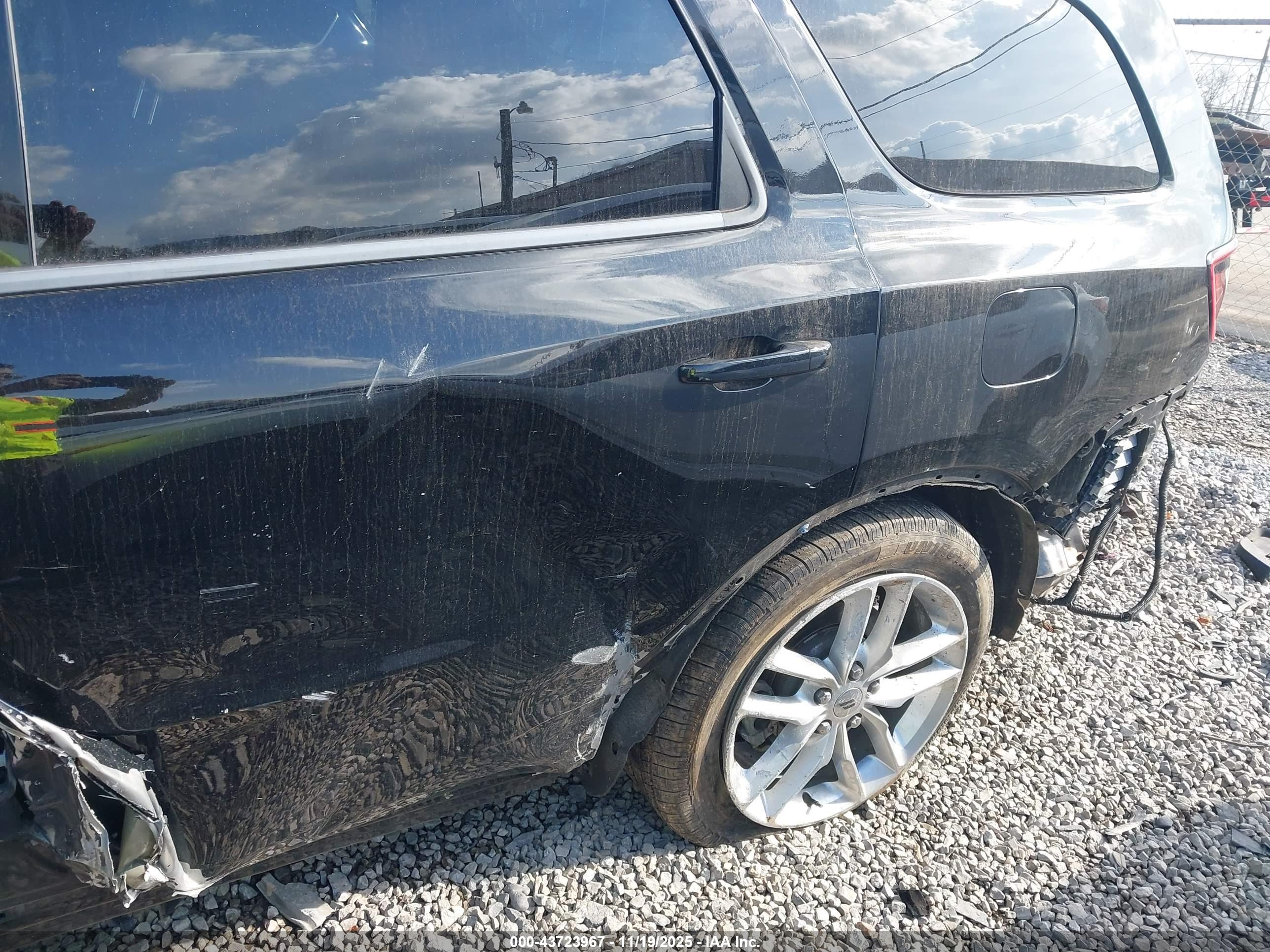 DODGE DURANGO image 6