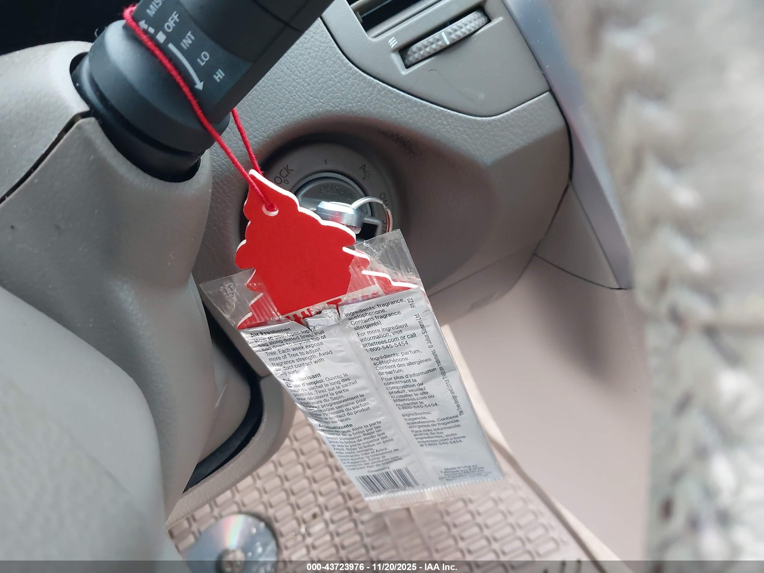 NISSAN MAXIMA image 11