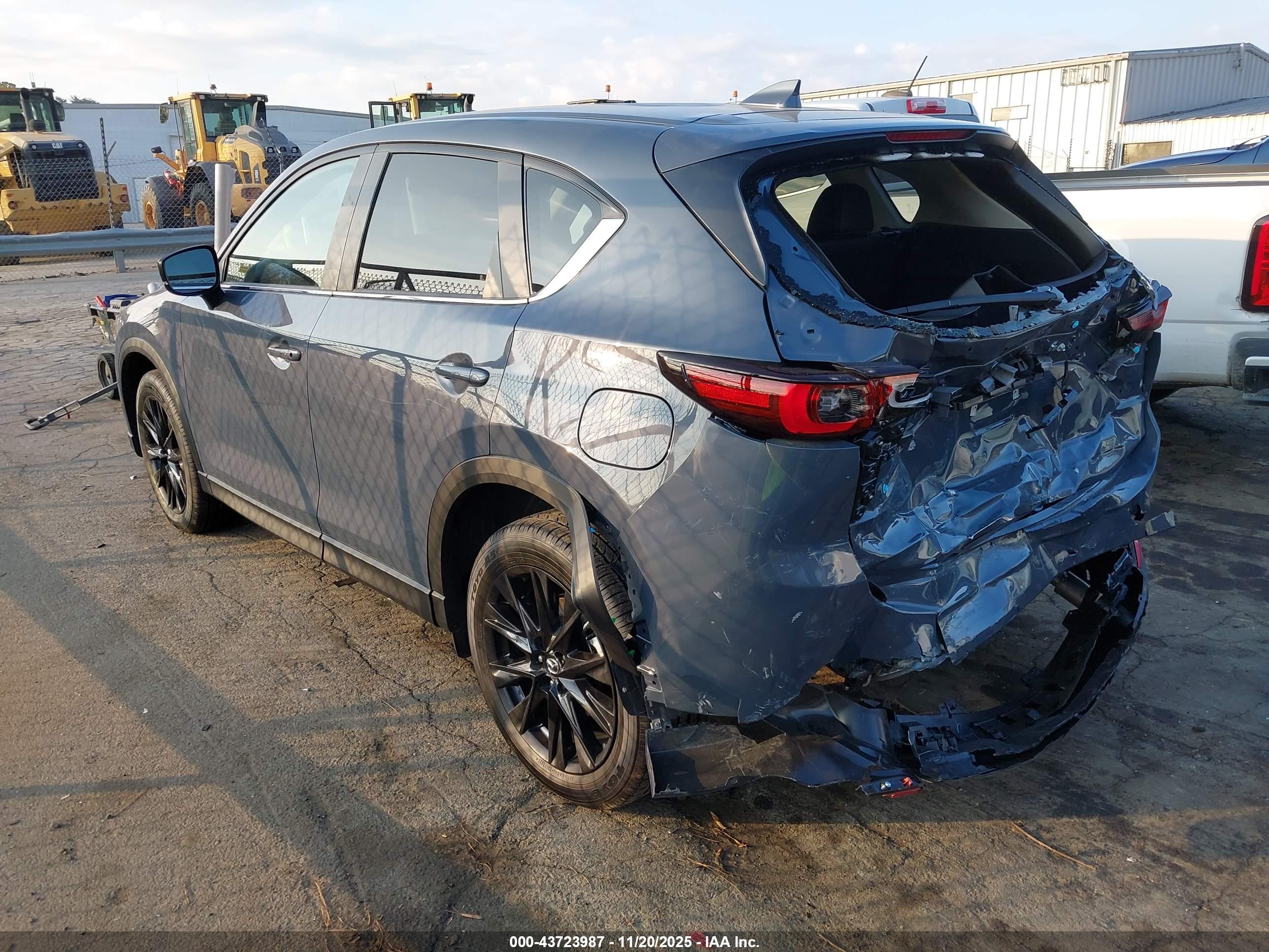 MAZDA CX-5 image 3