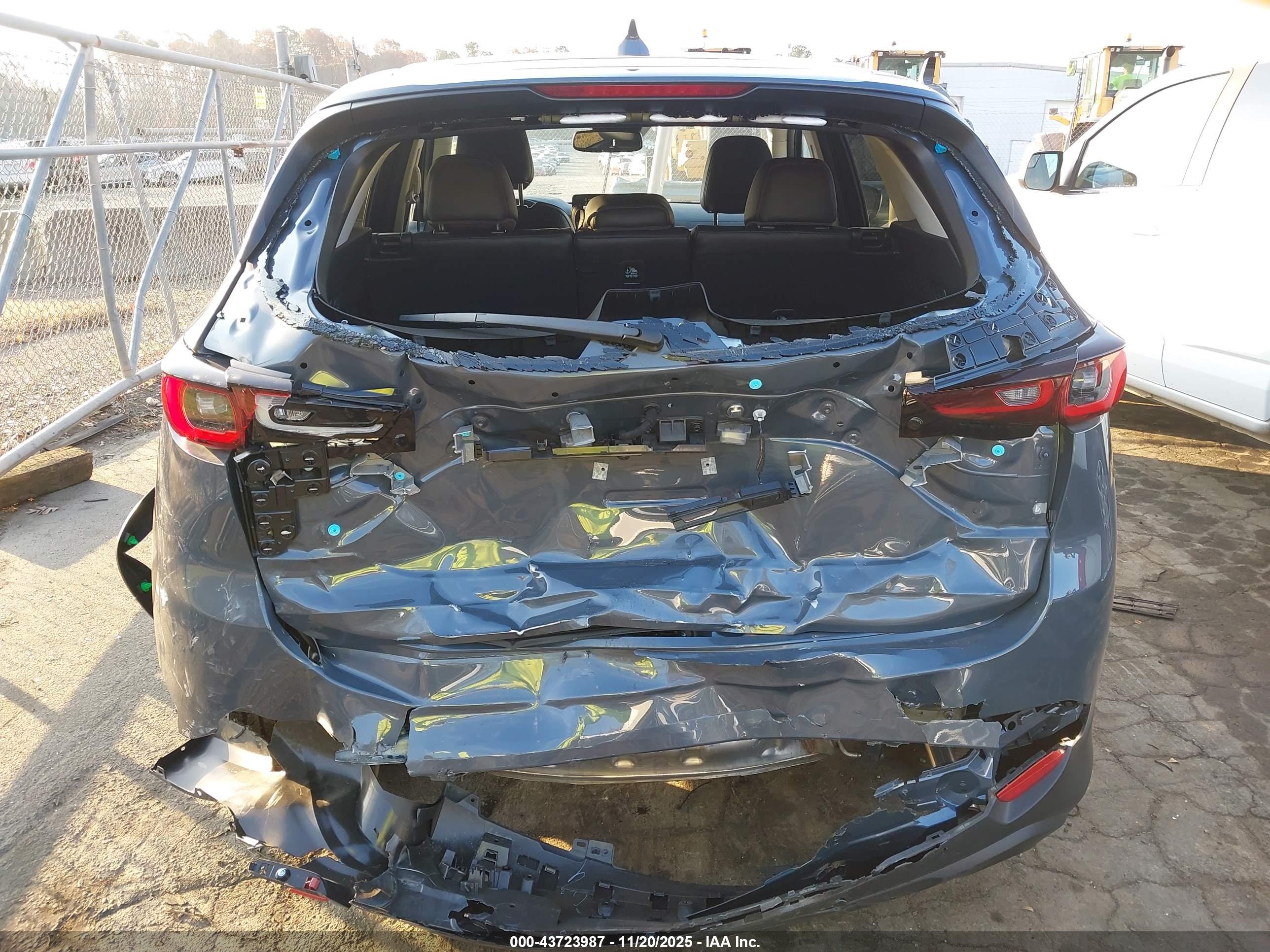 MAZDA CX-5 image 6