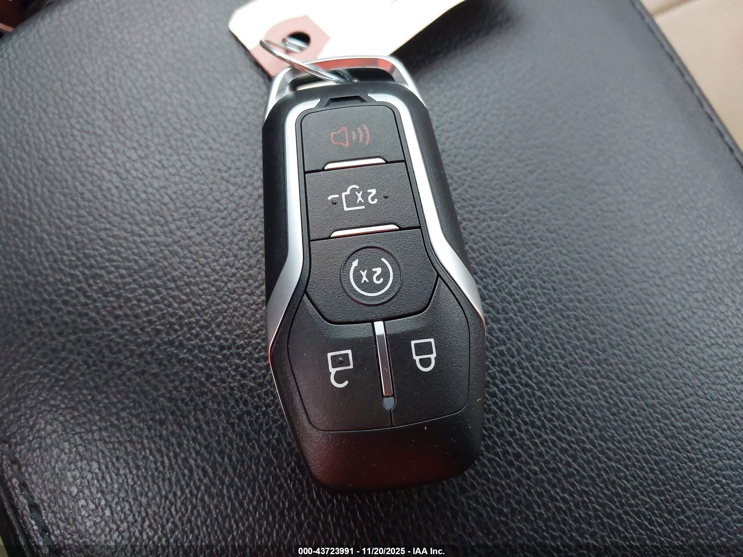 FORD EXPLORER image 11