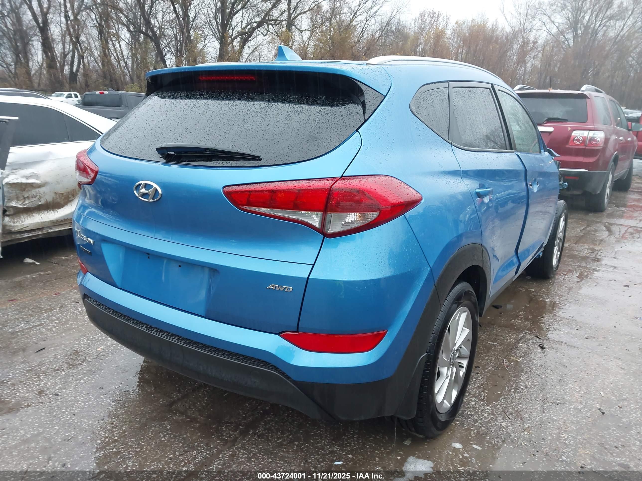 HYUNDAI TUCSON image 4