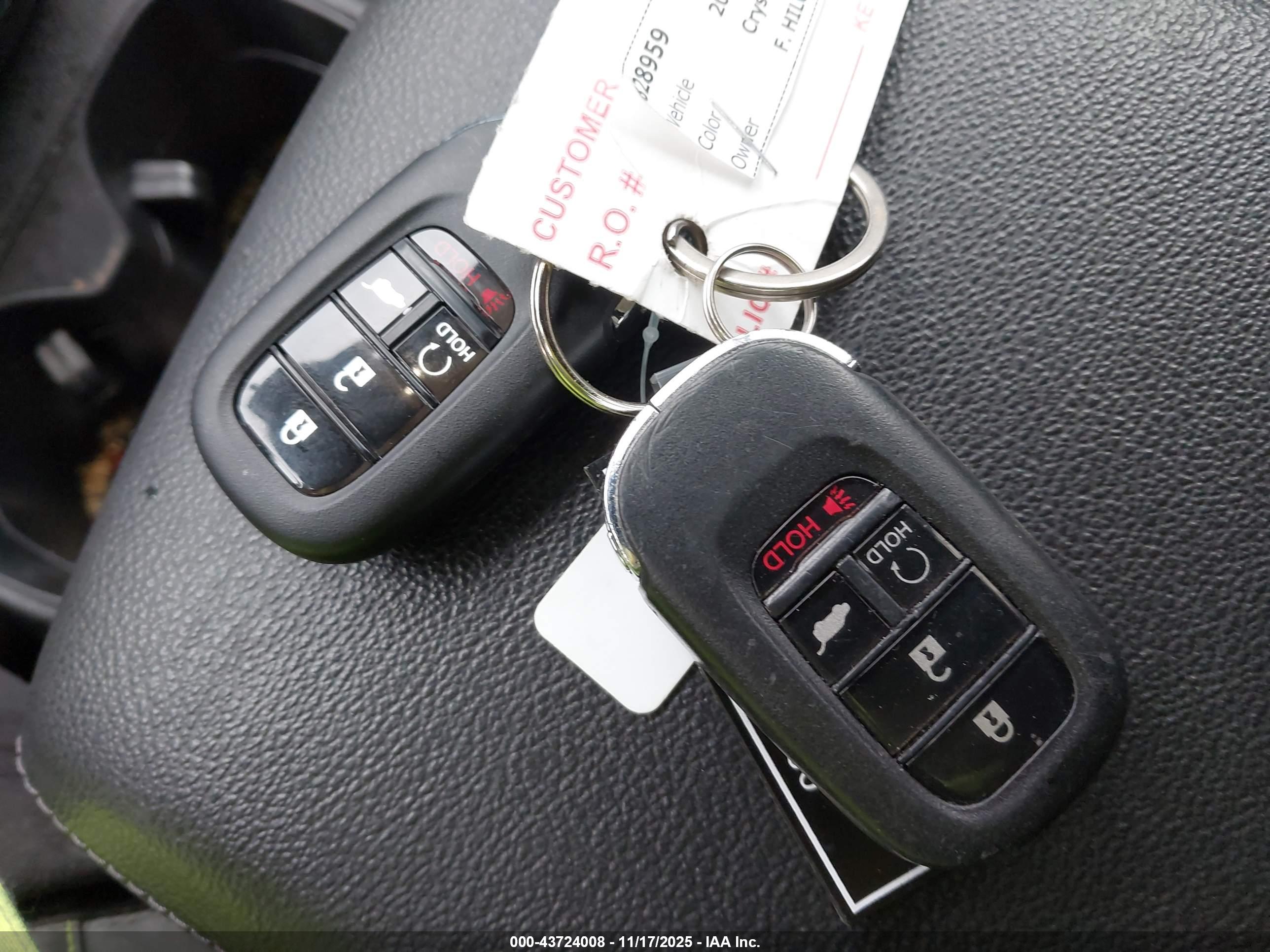 HONDA CR-V image 11