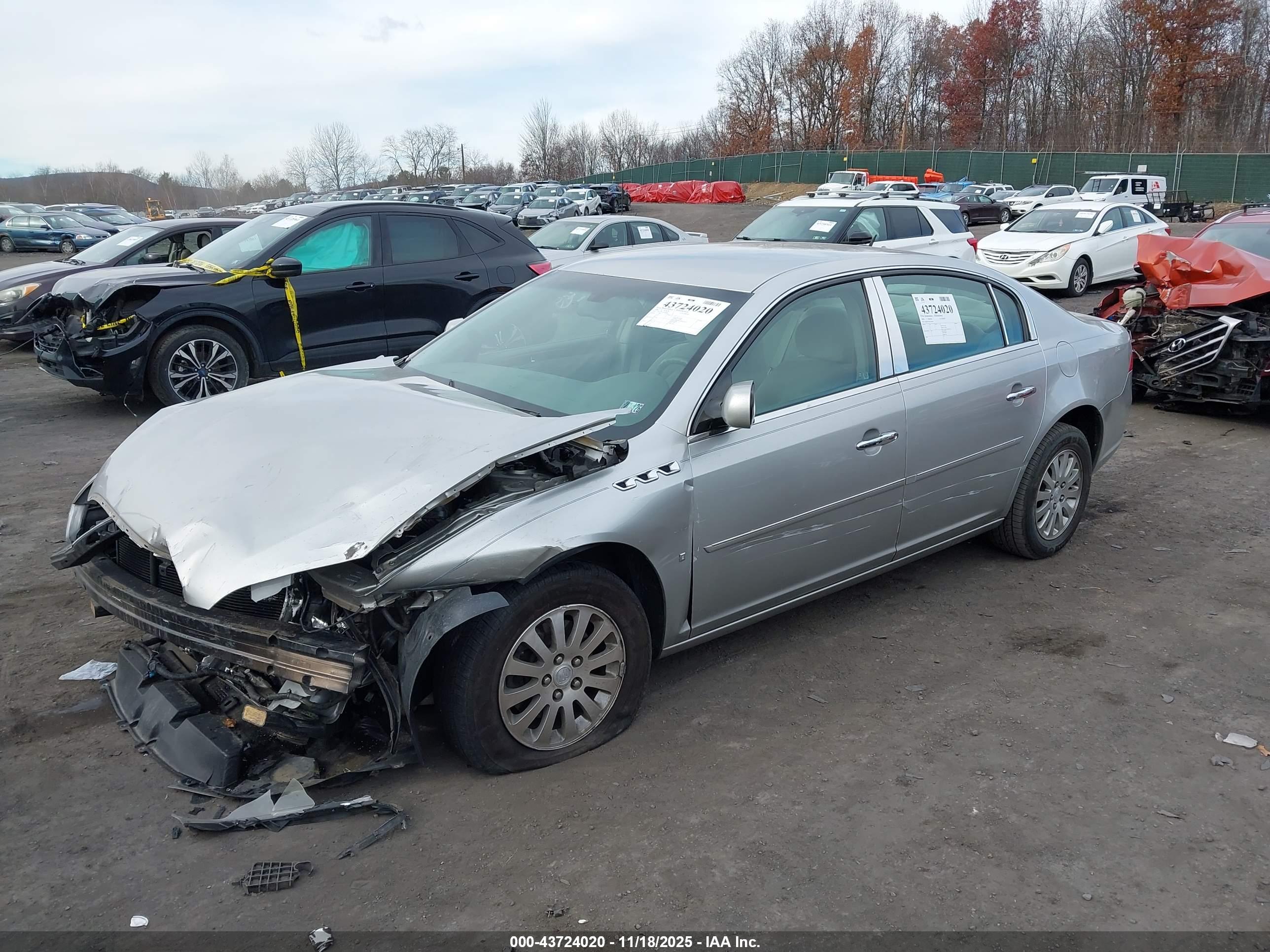 BUICK LUCERNE image 2