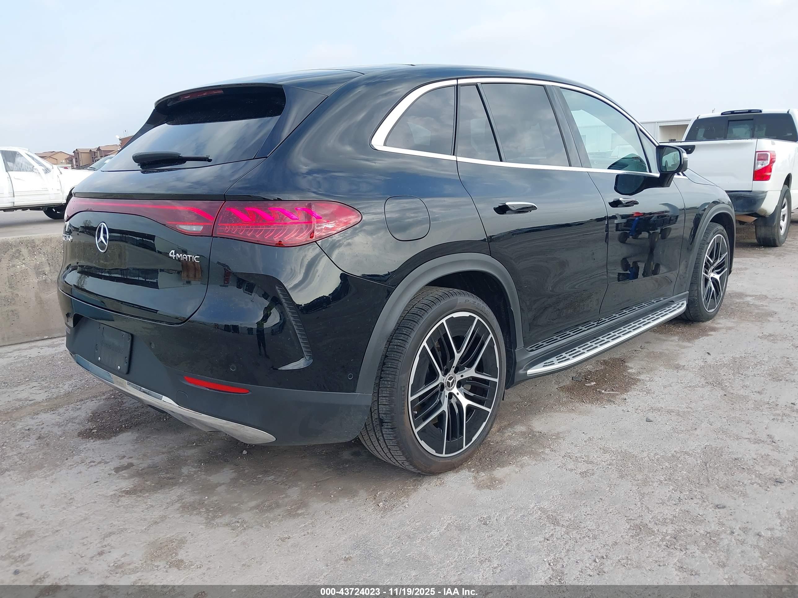 MERCEDES-BENZ EQE image 4