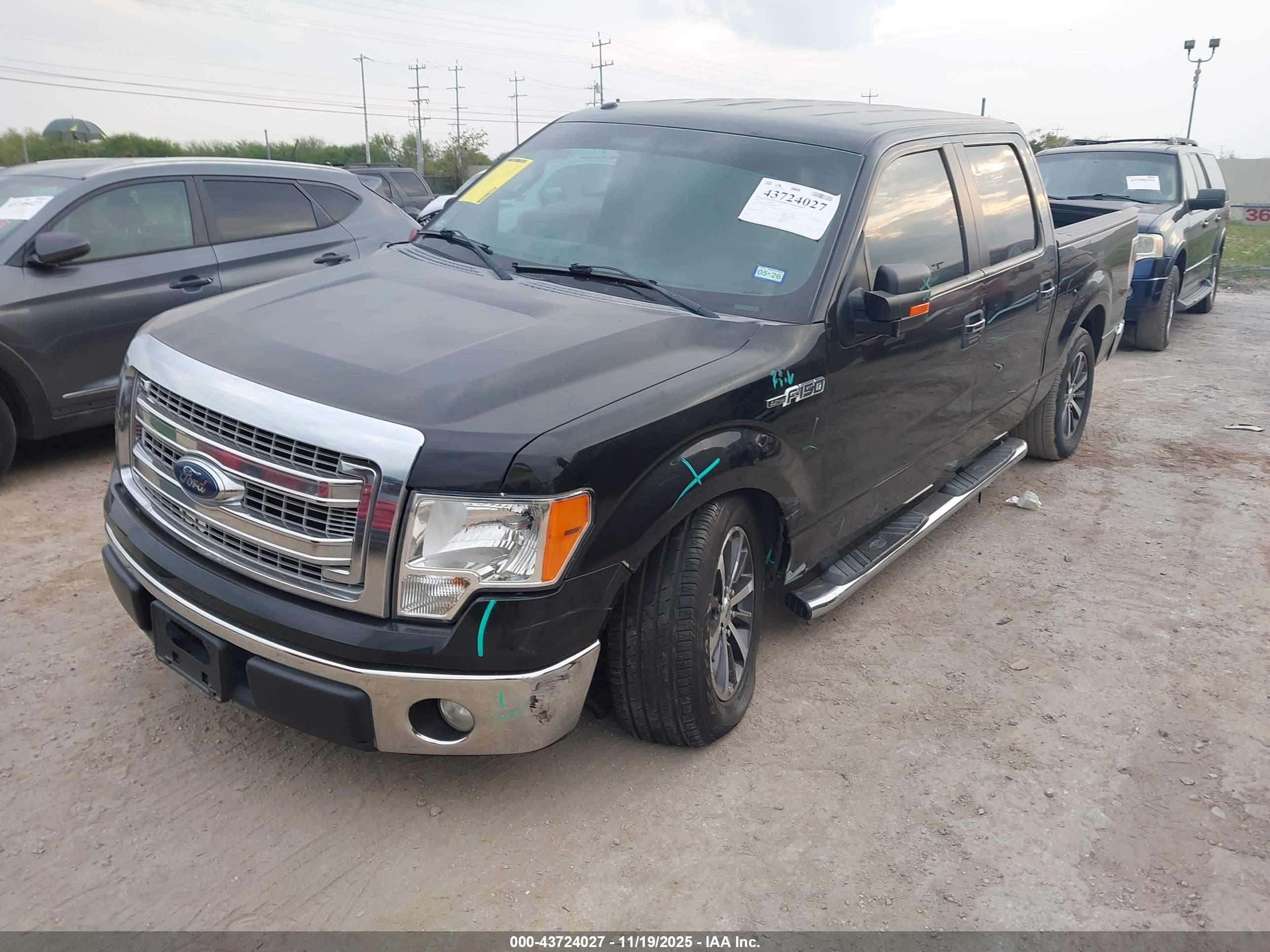 FORD F-150 image 2