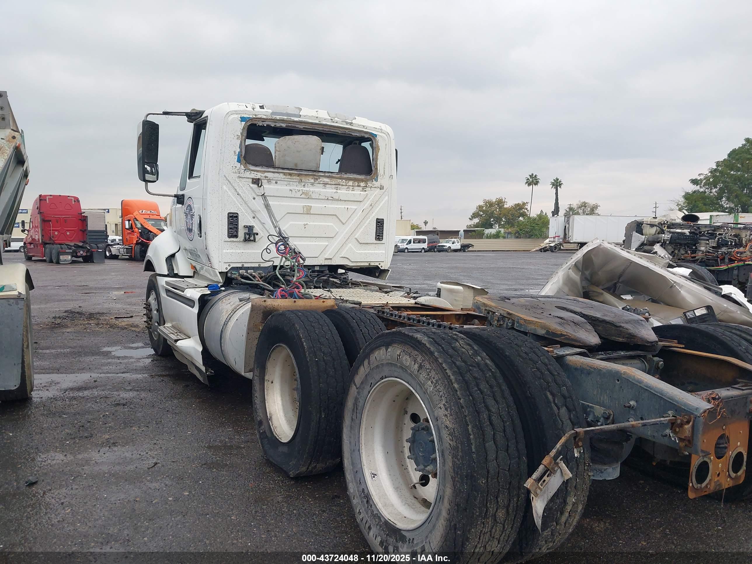 INTERNATIONAL PROSTAR+ image 3