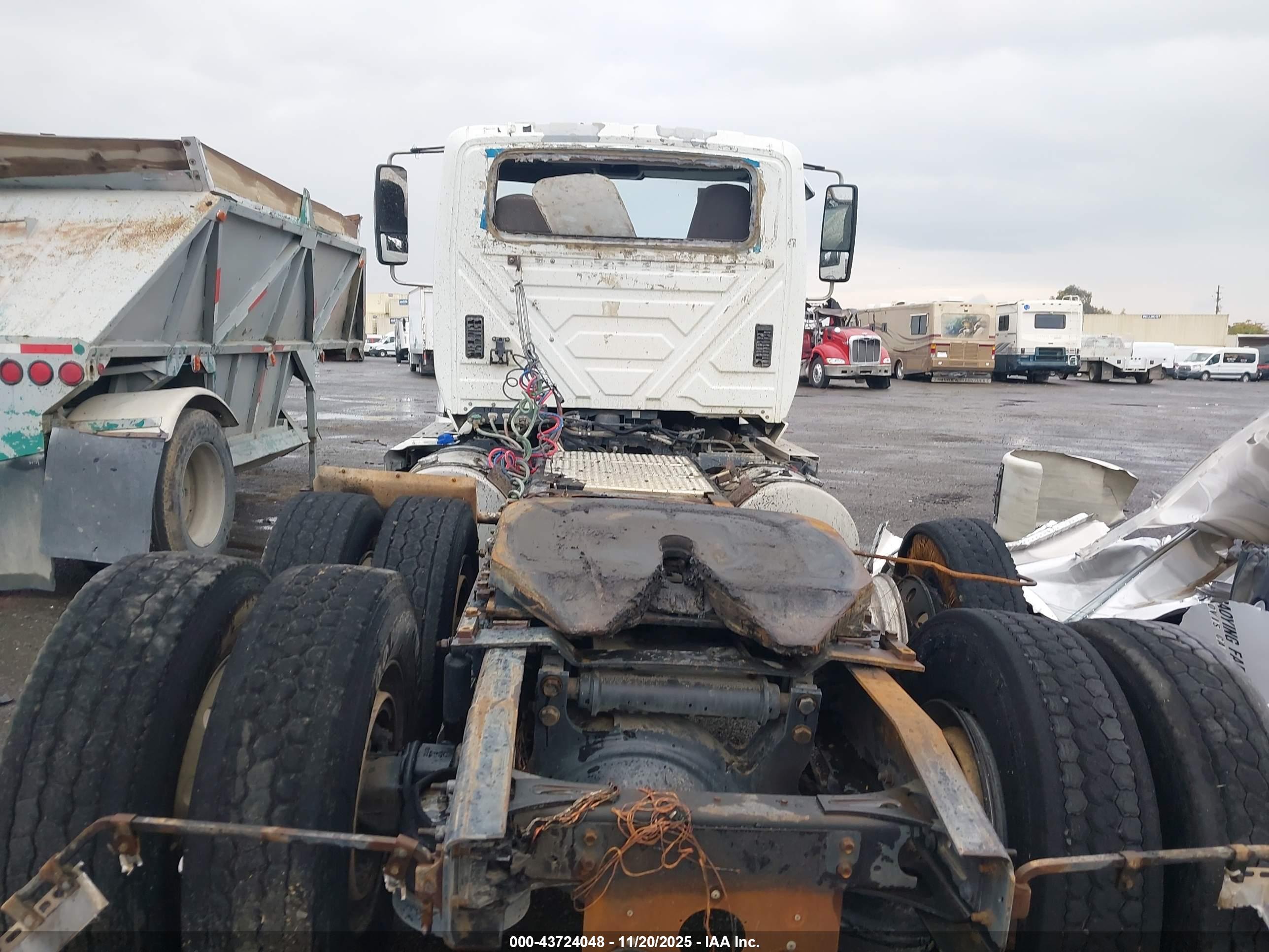 INTERNATIONAL PROSTAR+ image 8