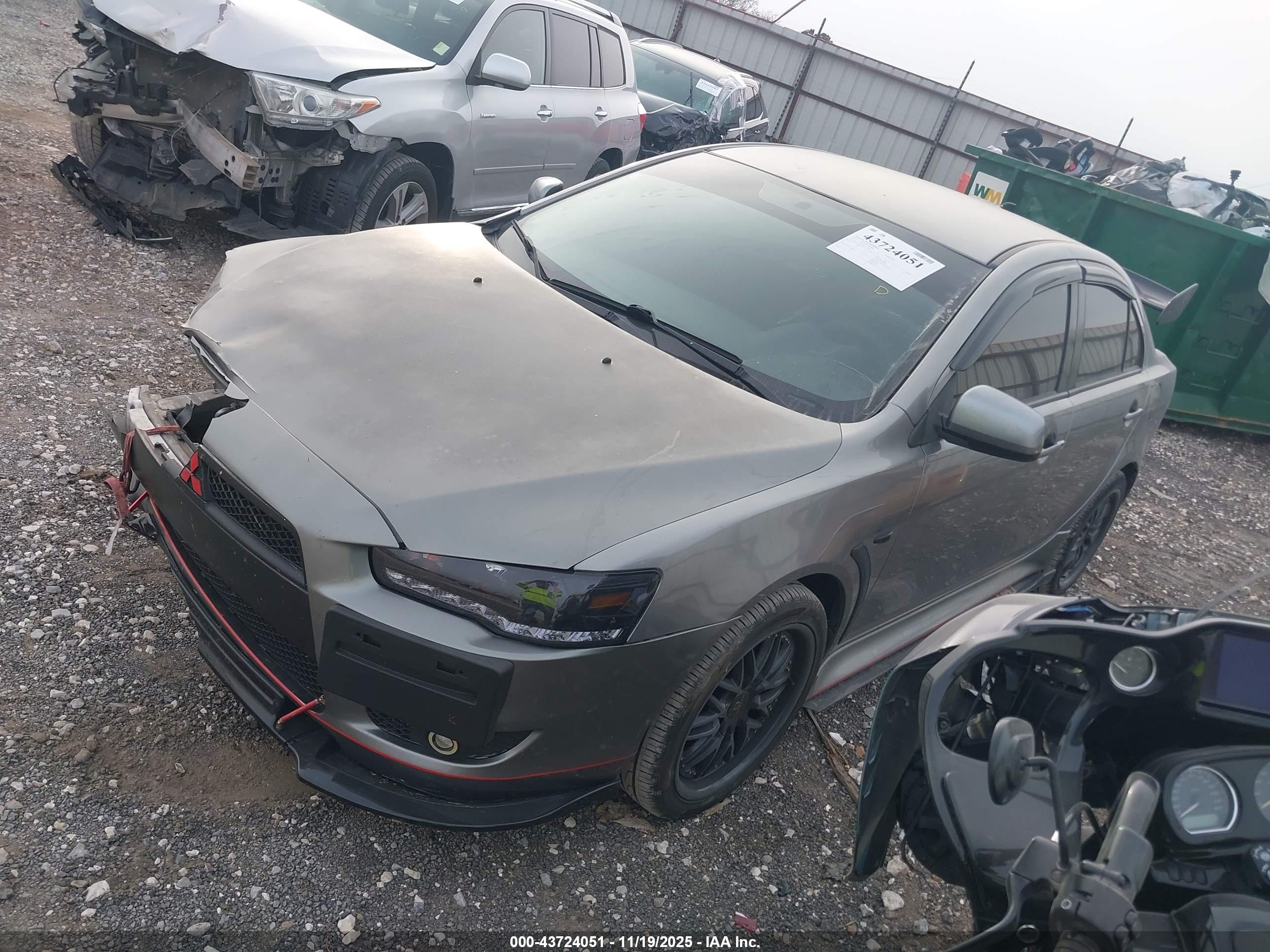 MITSUBISHI LANCER image 2