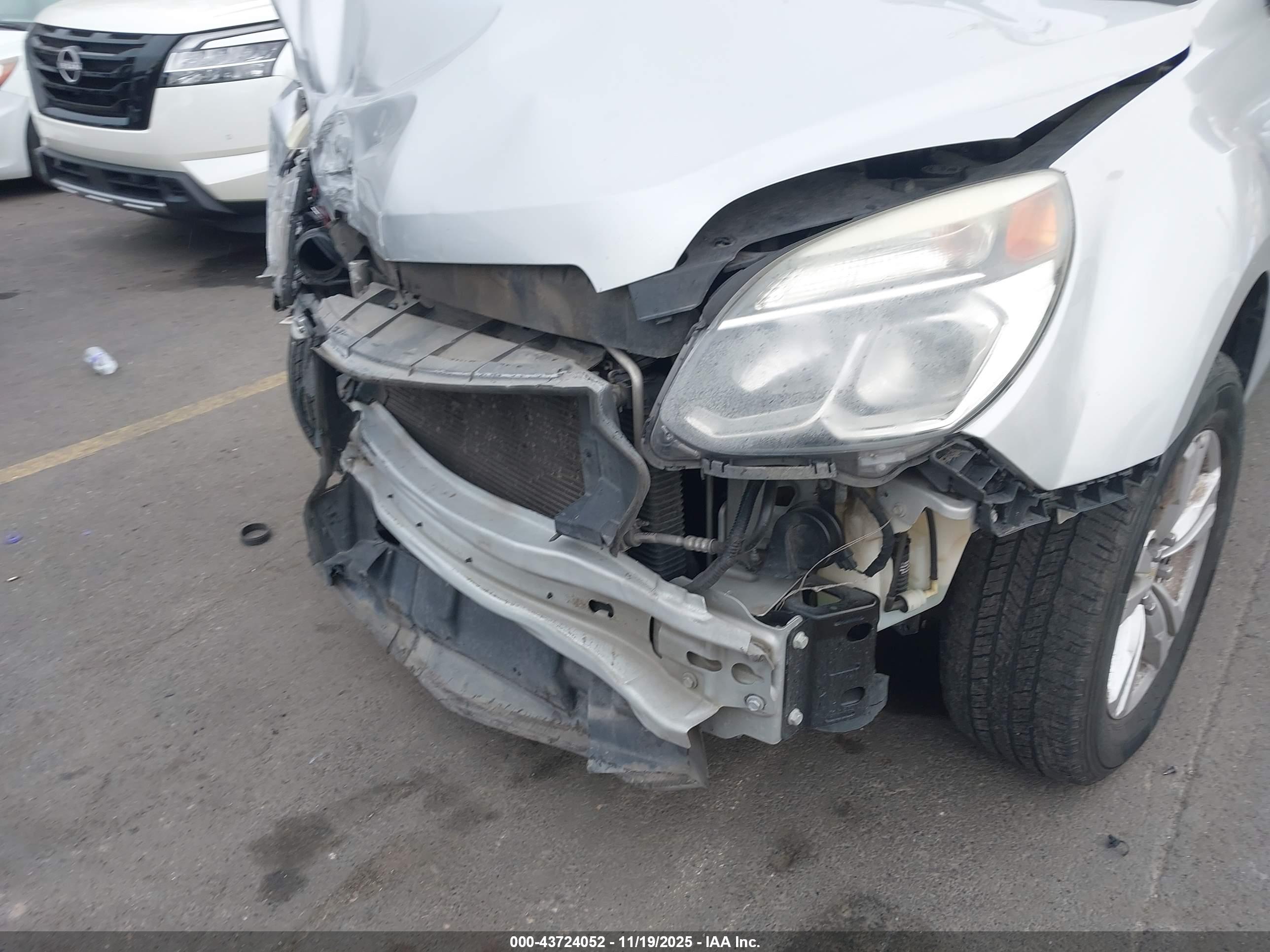 CHEVROLET EQUINOX image 6
