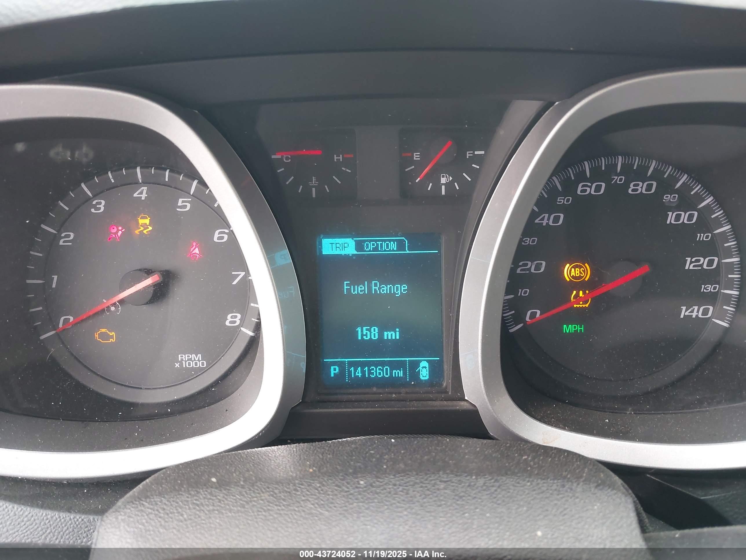 CHEVROLET EQUINOX image 7