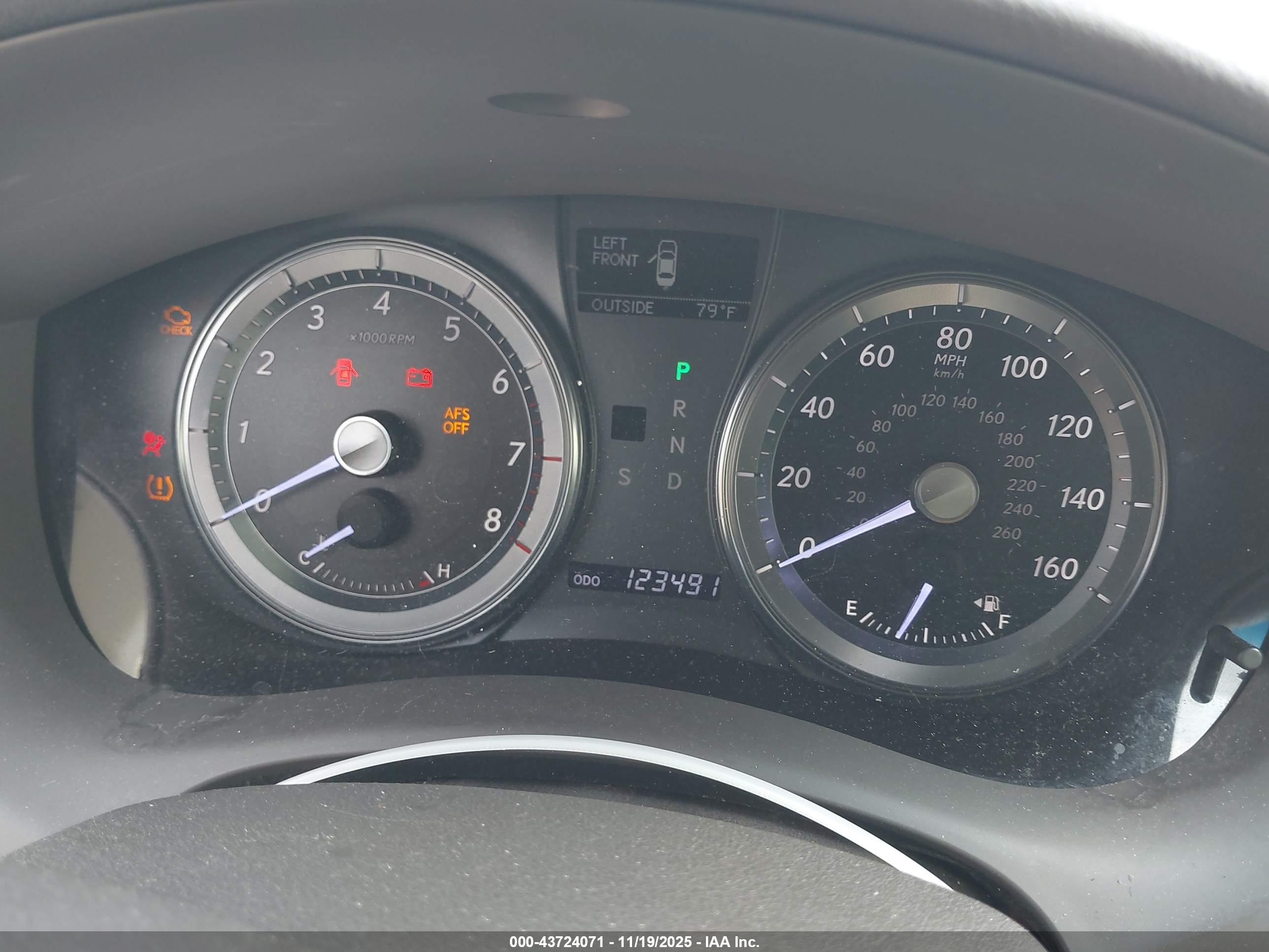 LEXUS ES image 7
