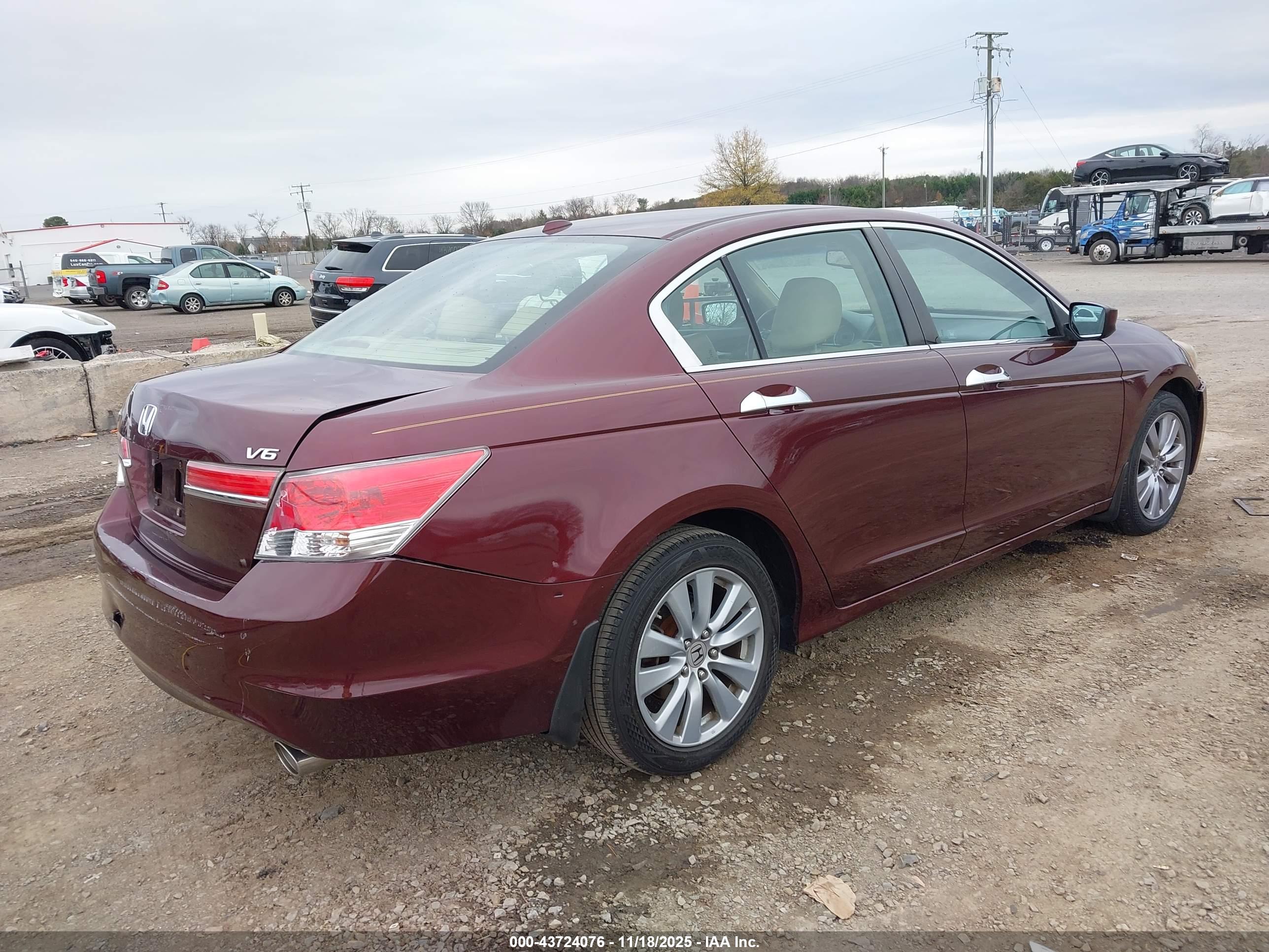 HONDA ACCORD image 4