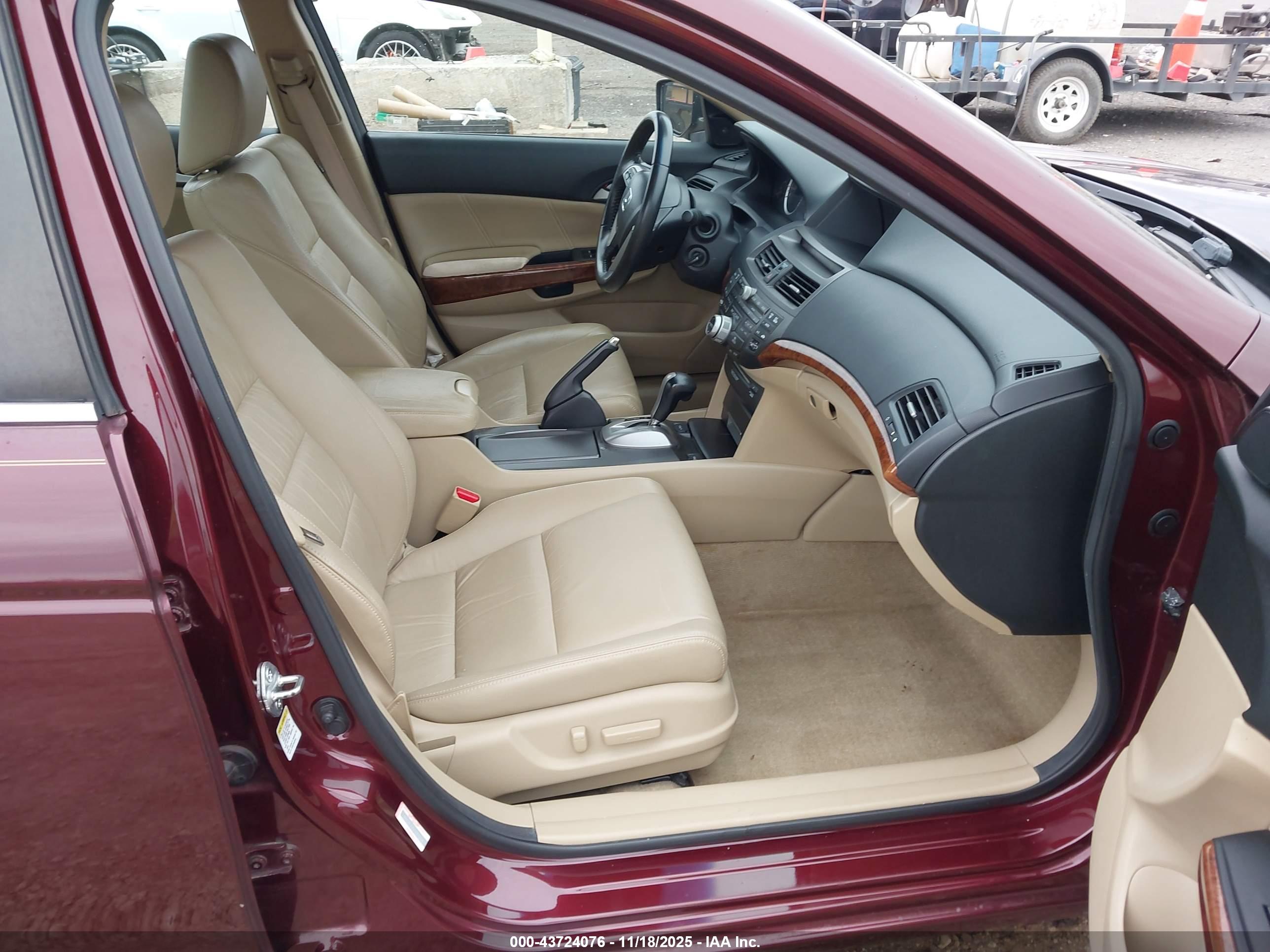 HONDA ACCORD image 5