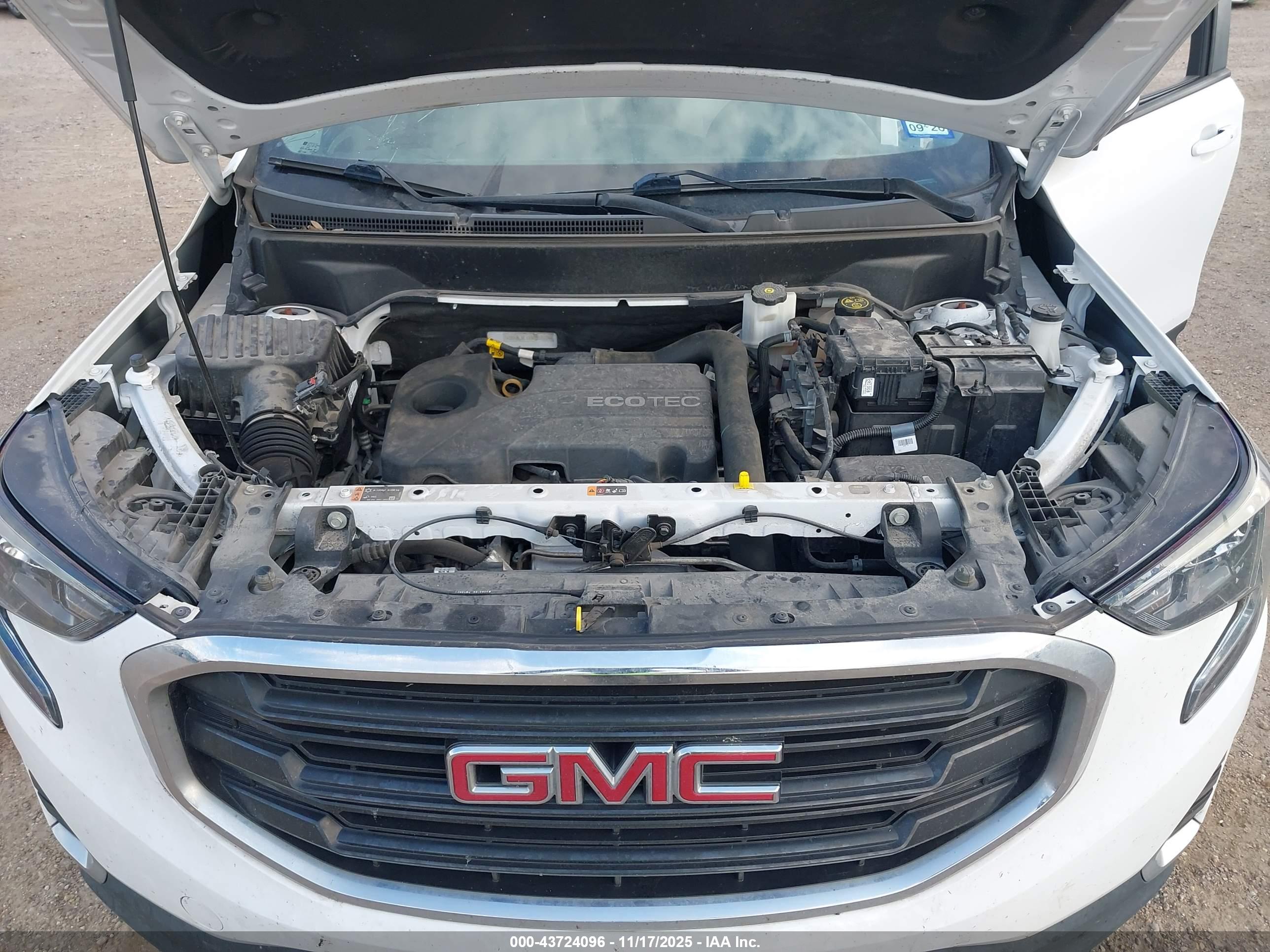 GMC TERRAIN image 10