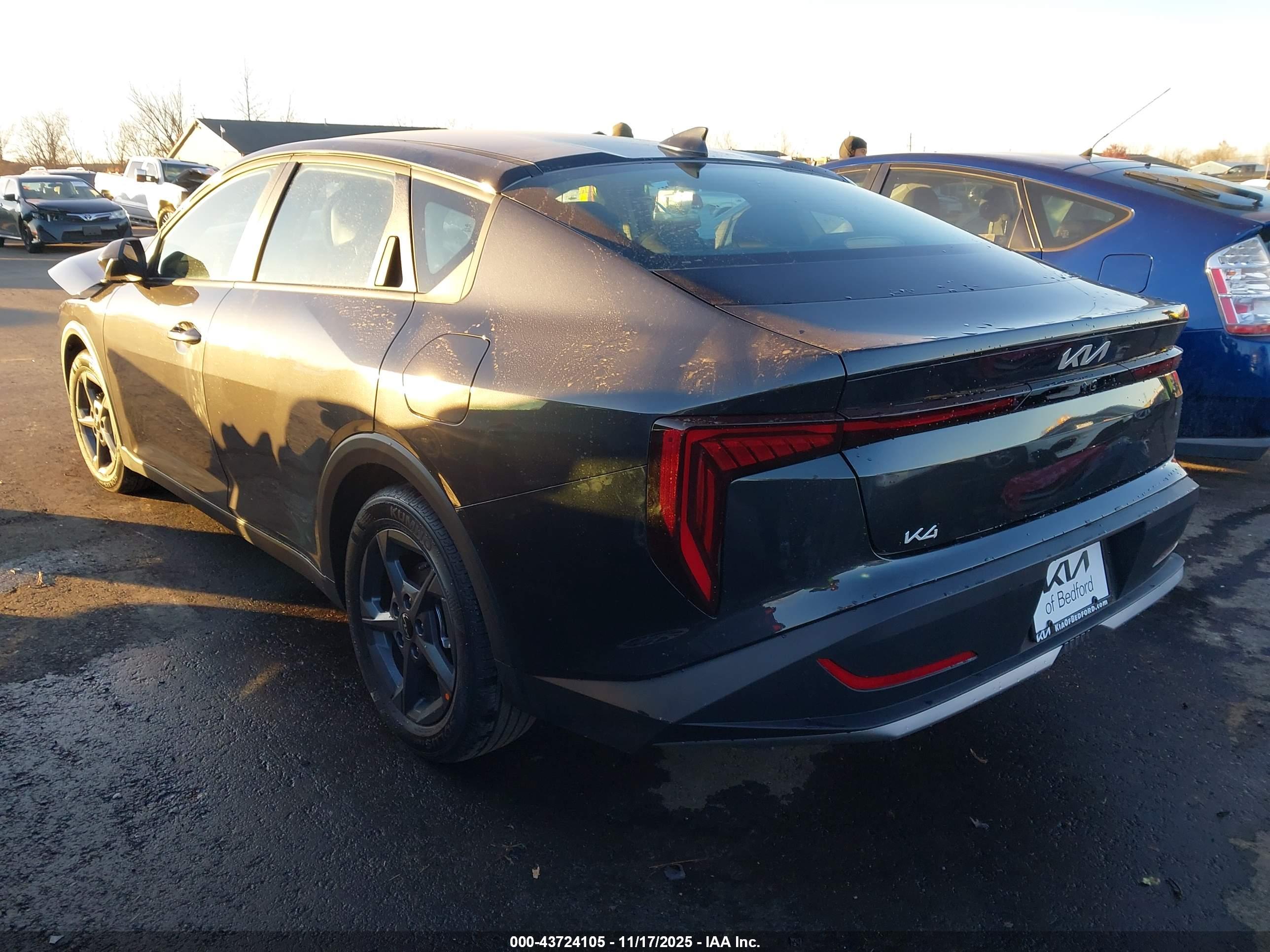 KIA K4 image 3