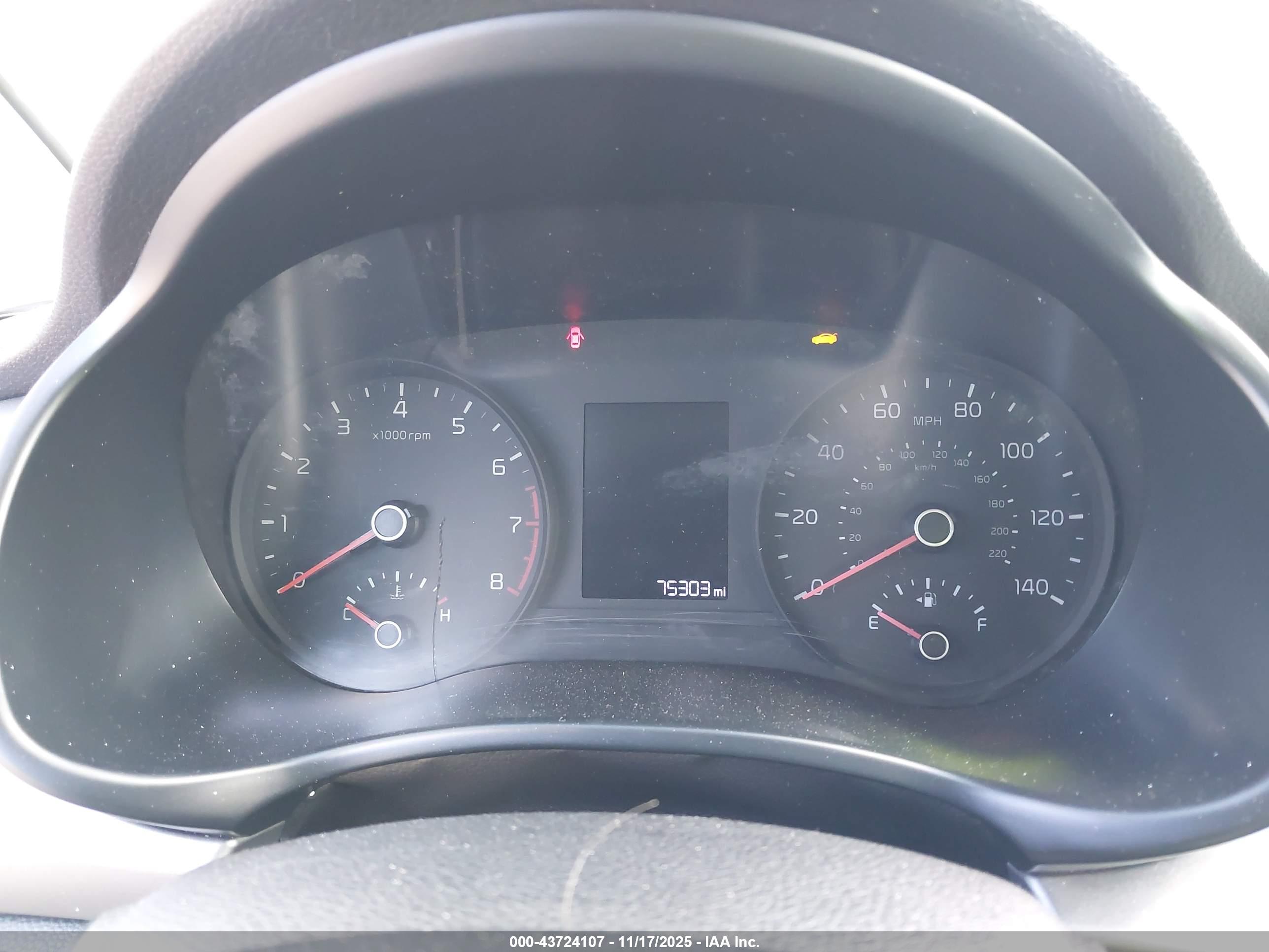 KIA RIO image 7