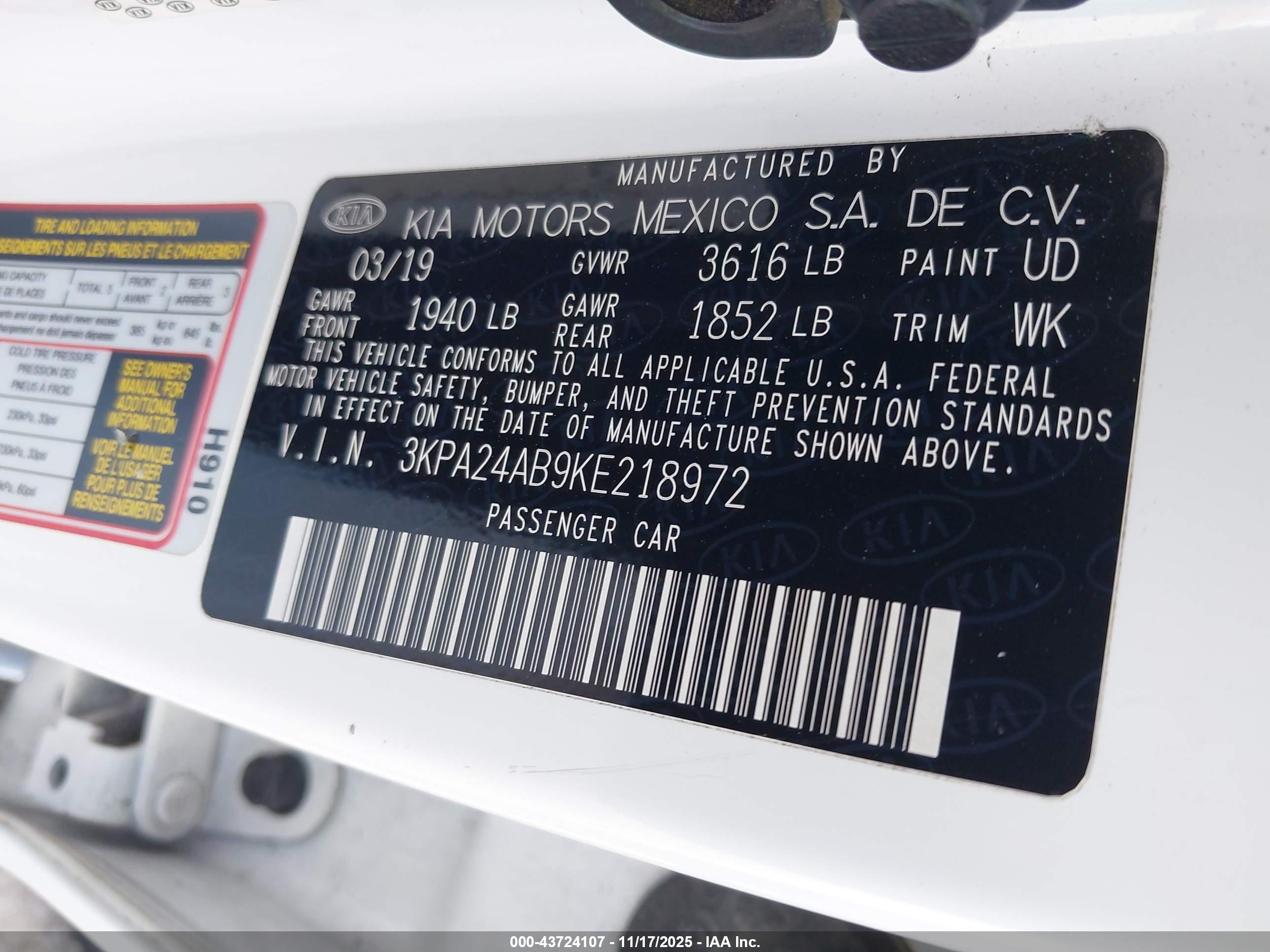 KIA RIO image 9