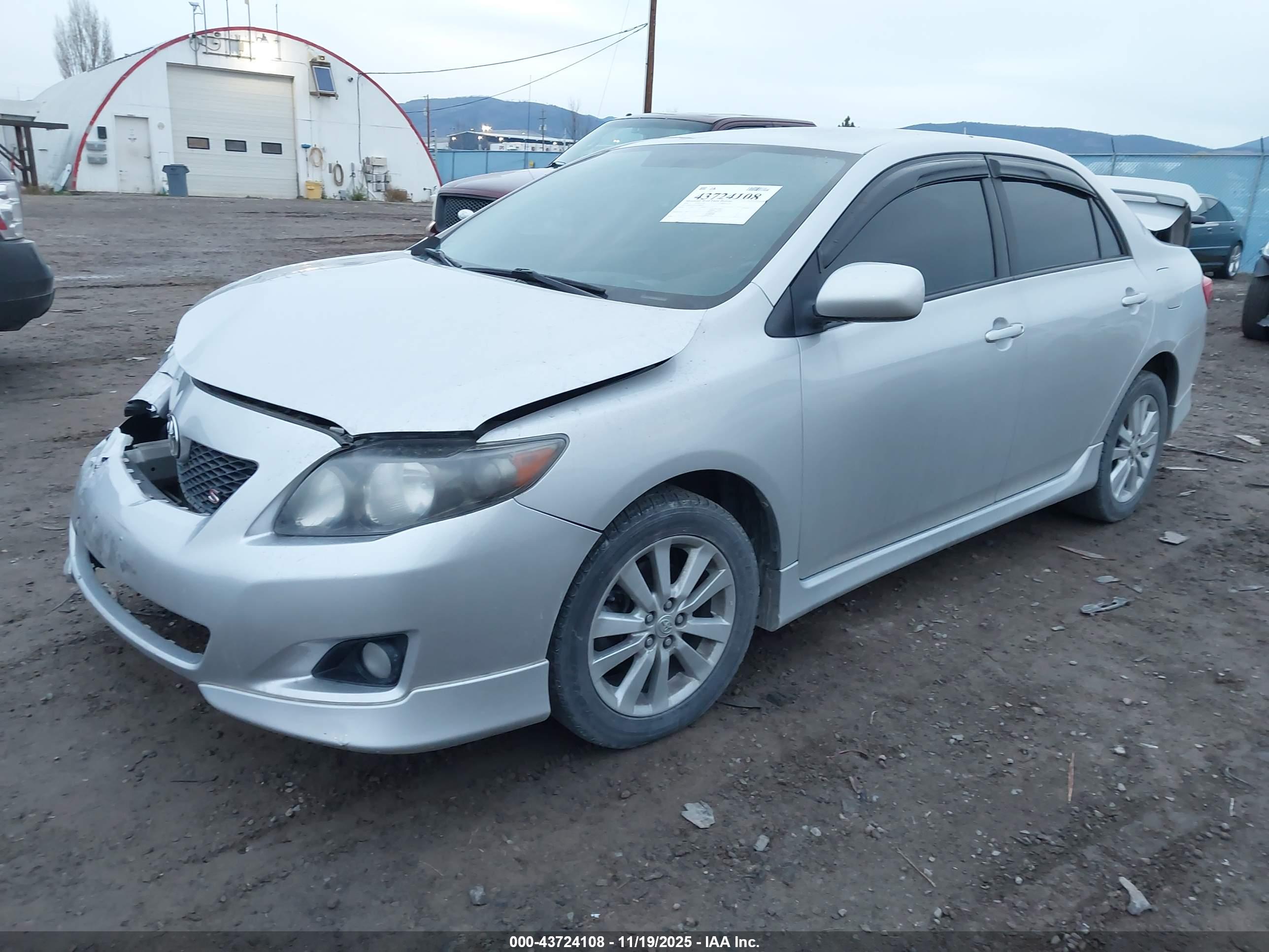 TOYOTA COROLLA image 2