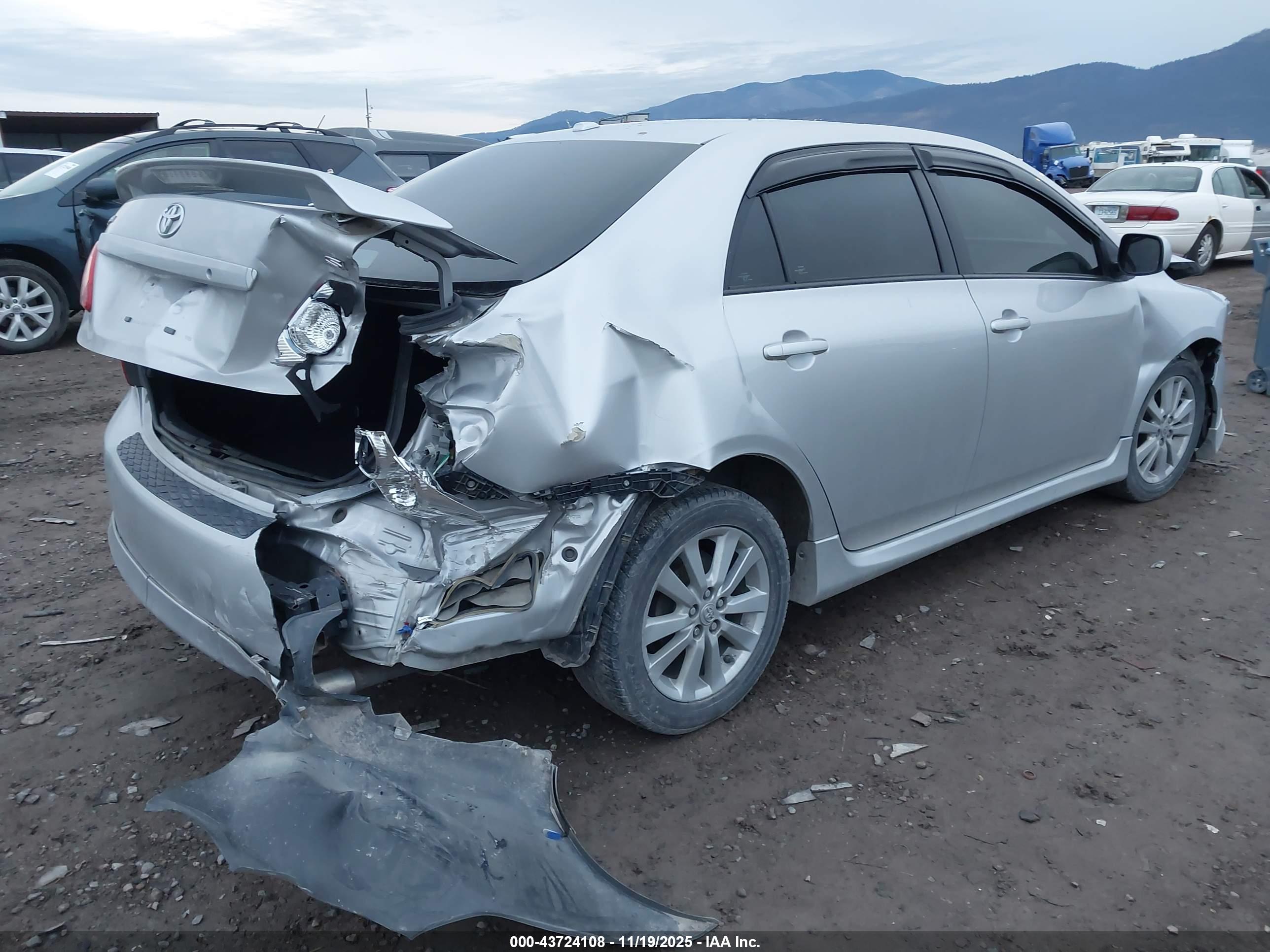 TOYOTA COROLLA image 4