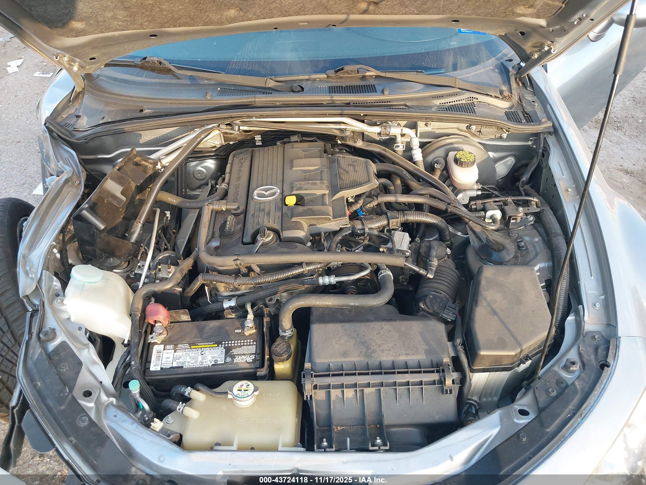 MAZDA MX-5 image 10