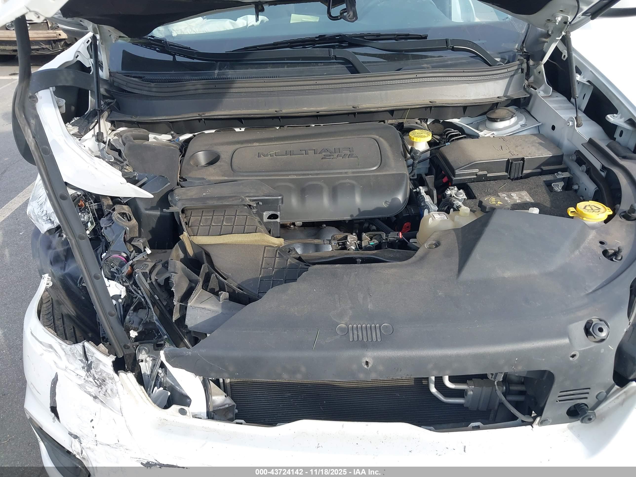 JEEP CHEROKEE image 10