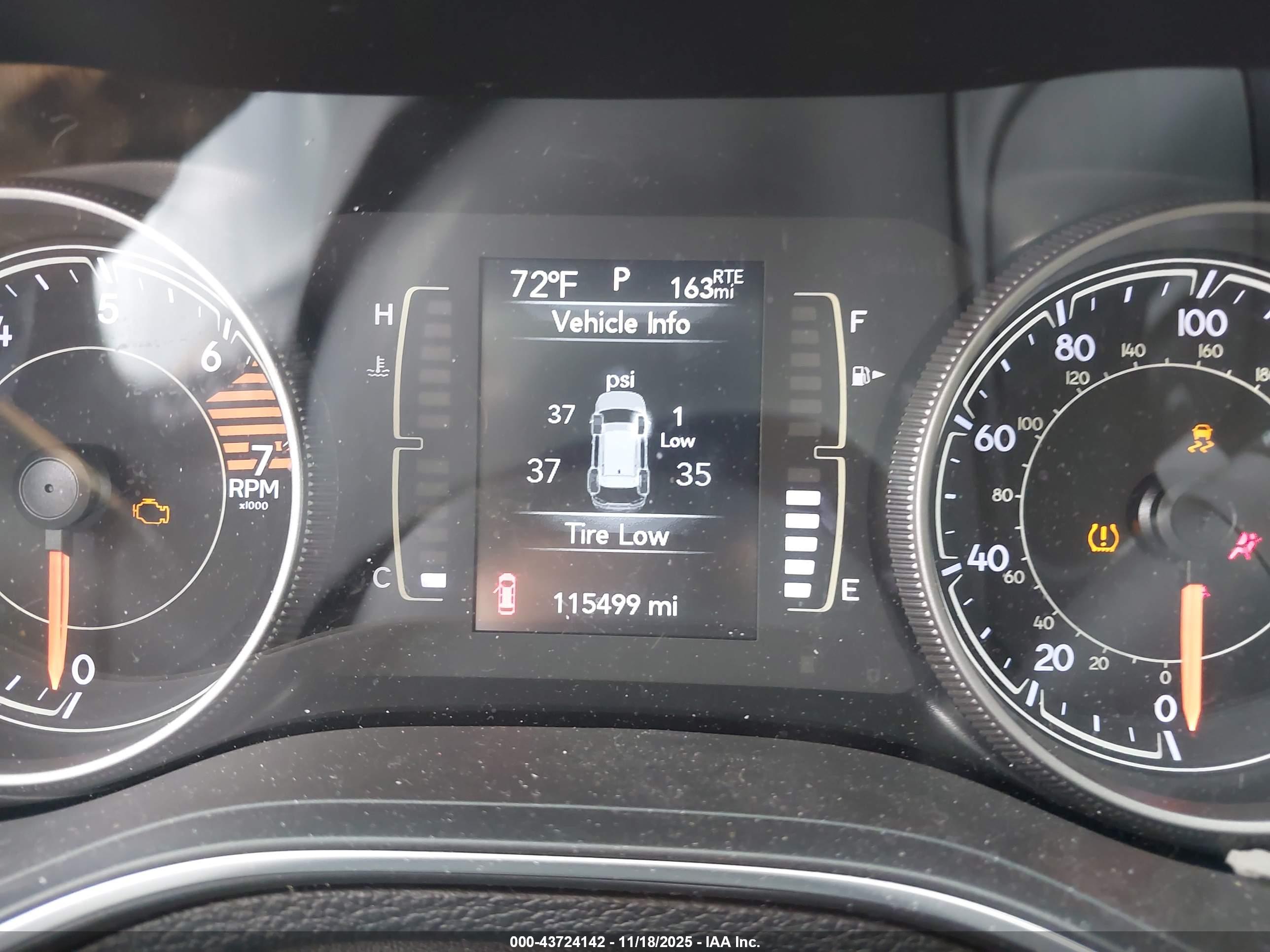 JEEP CHEROKEE image 7