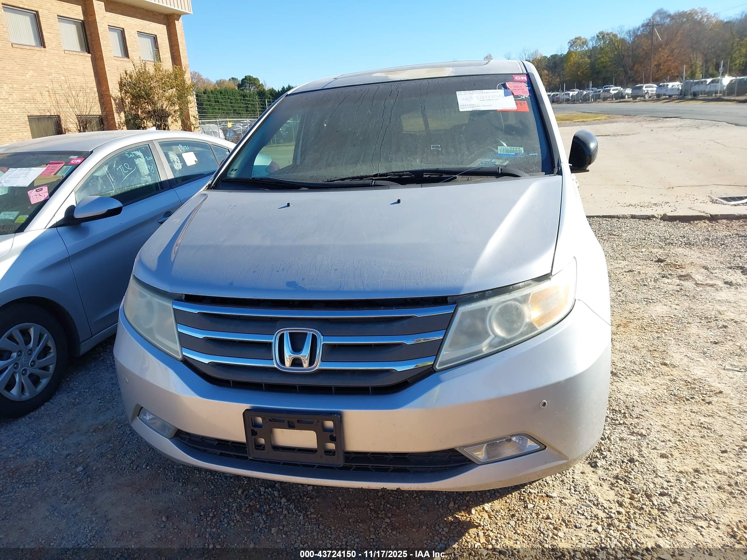 HONDA ODYSSEY image 6