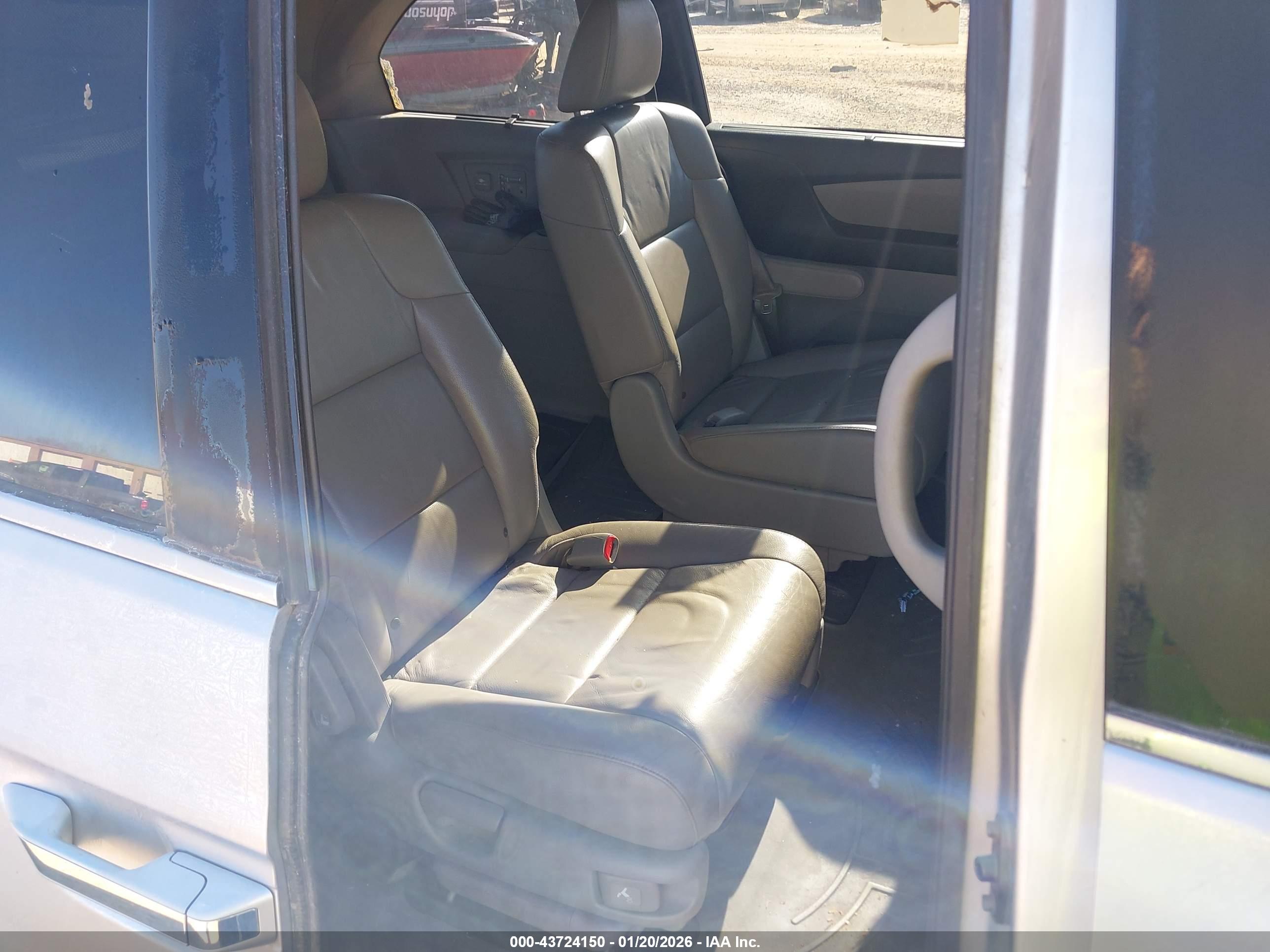 HONDA ODYSSEY image 8
