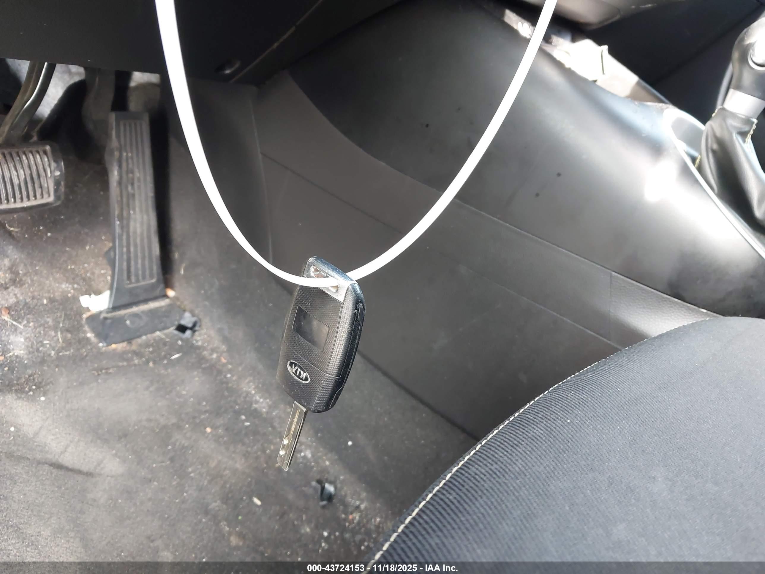 KIA SOUL image 11